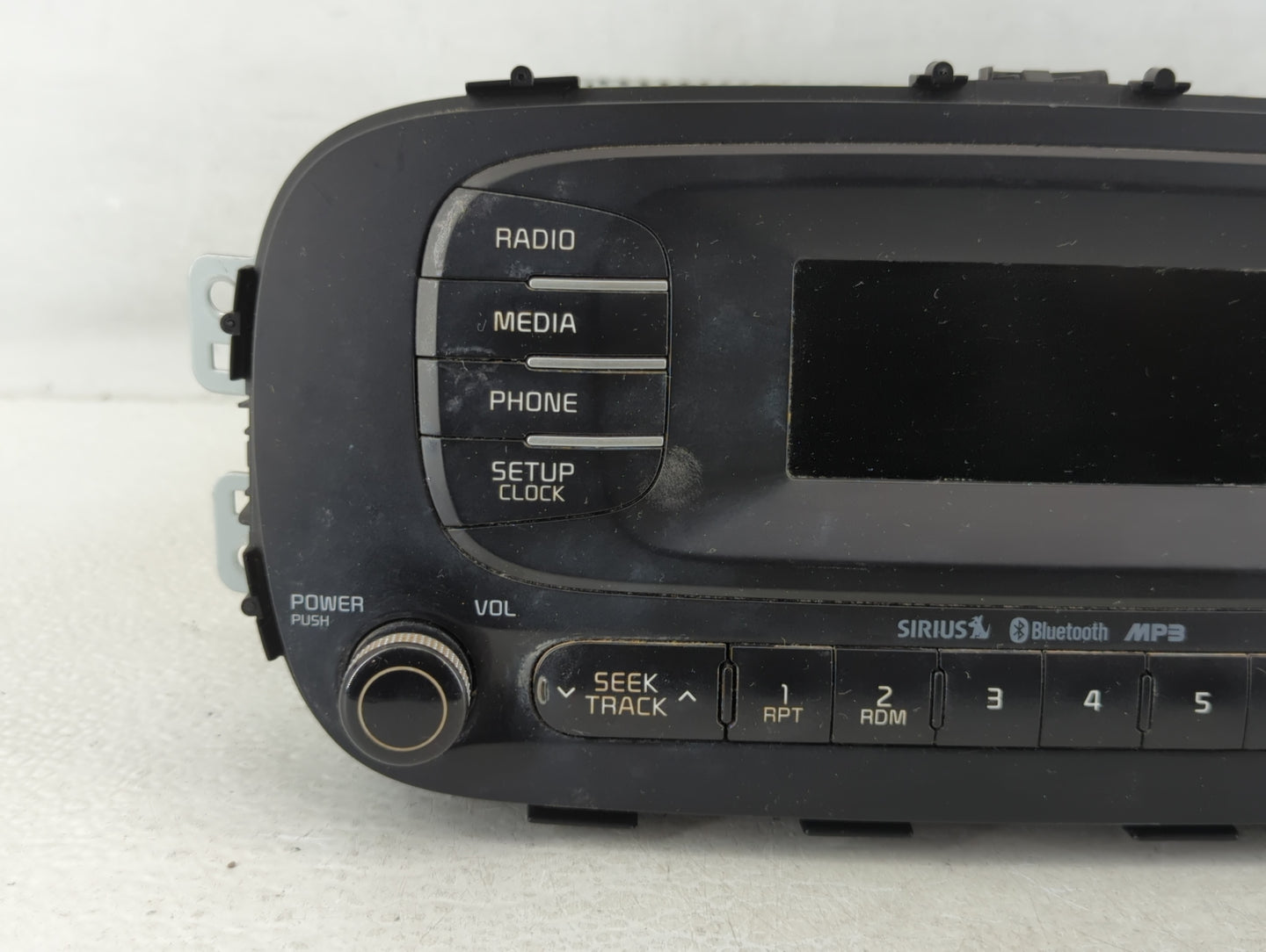 2014-2016 Kia Soul Radio AM FM Cd Player Receiver Replacement P/N:96170-B2090CA Fits Fits 2014 2015 2016 OEM Used Auto Parts