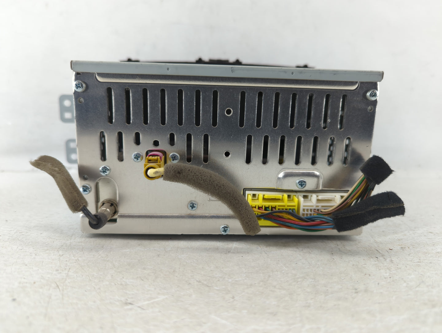 2014-2016 Kia Soul Radio AM FM Cd Player Receiver Replacement P/N:96170-B2090CA Fits Fits 2014 2015 2016 OEM Used Auto Parts