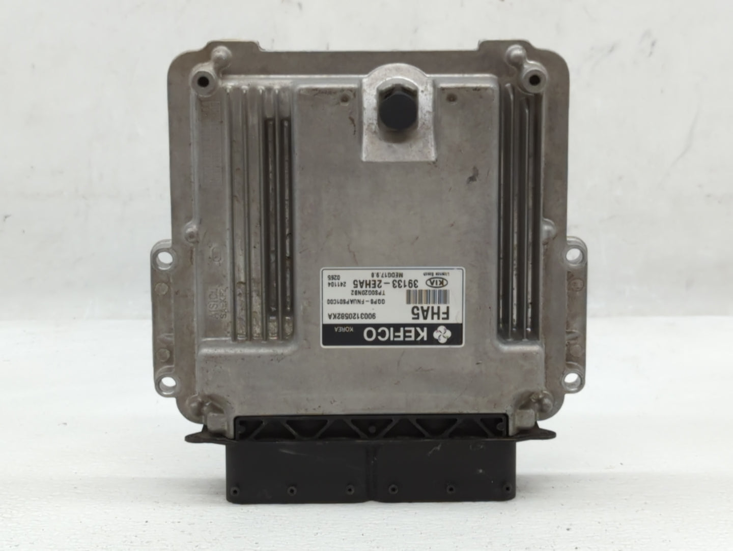 2015 Kia Soul PCM Engine Control Computer ECU ECM PCU OEM P/N:39133-2EHA5 Fits OEM Used Auto Parts - Oemusedautoparts1.com