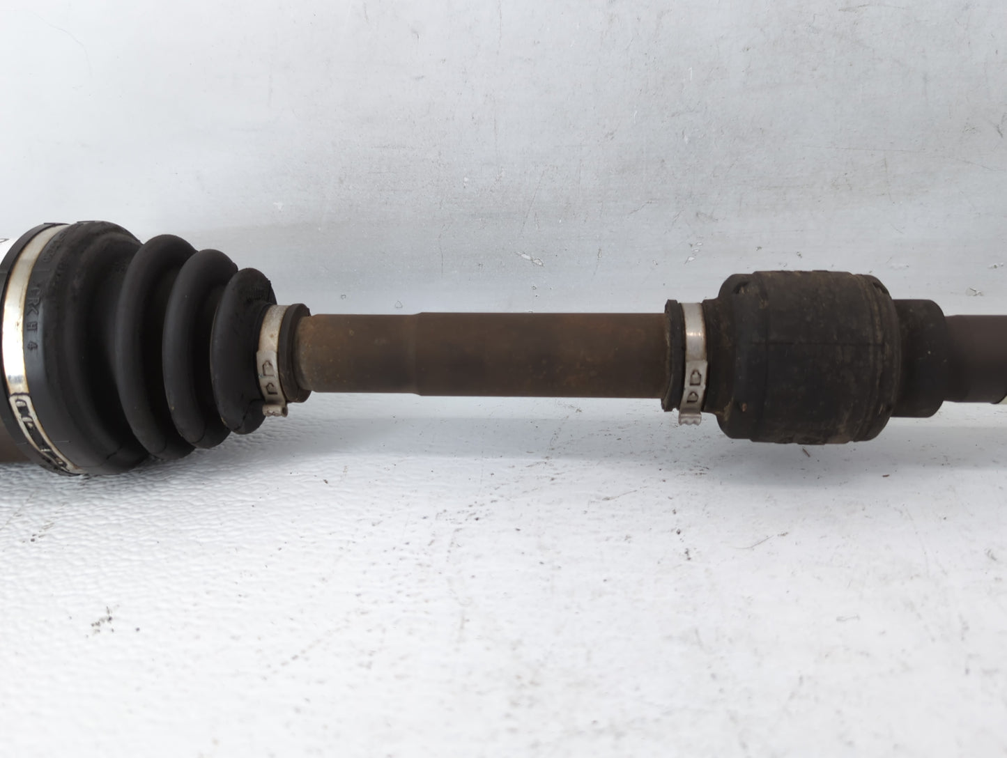 2014-2019 Kia Soul Axle Shaft Front Driver Cv C/v - Oemusedautoparts1.com