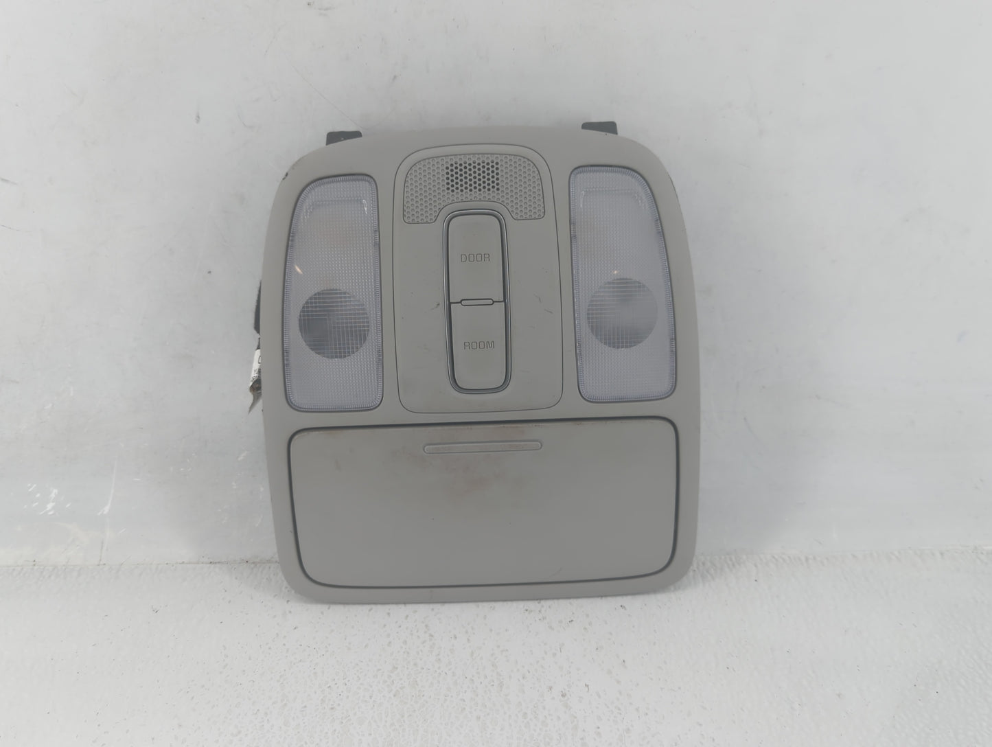 2014-2019 Kia Soul Overhead Roof Console 608545 - Oemusedautoparts1.com