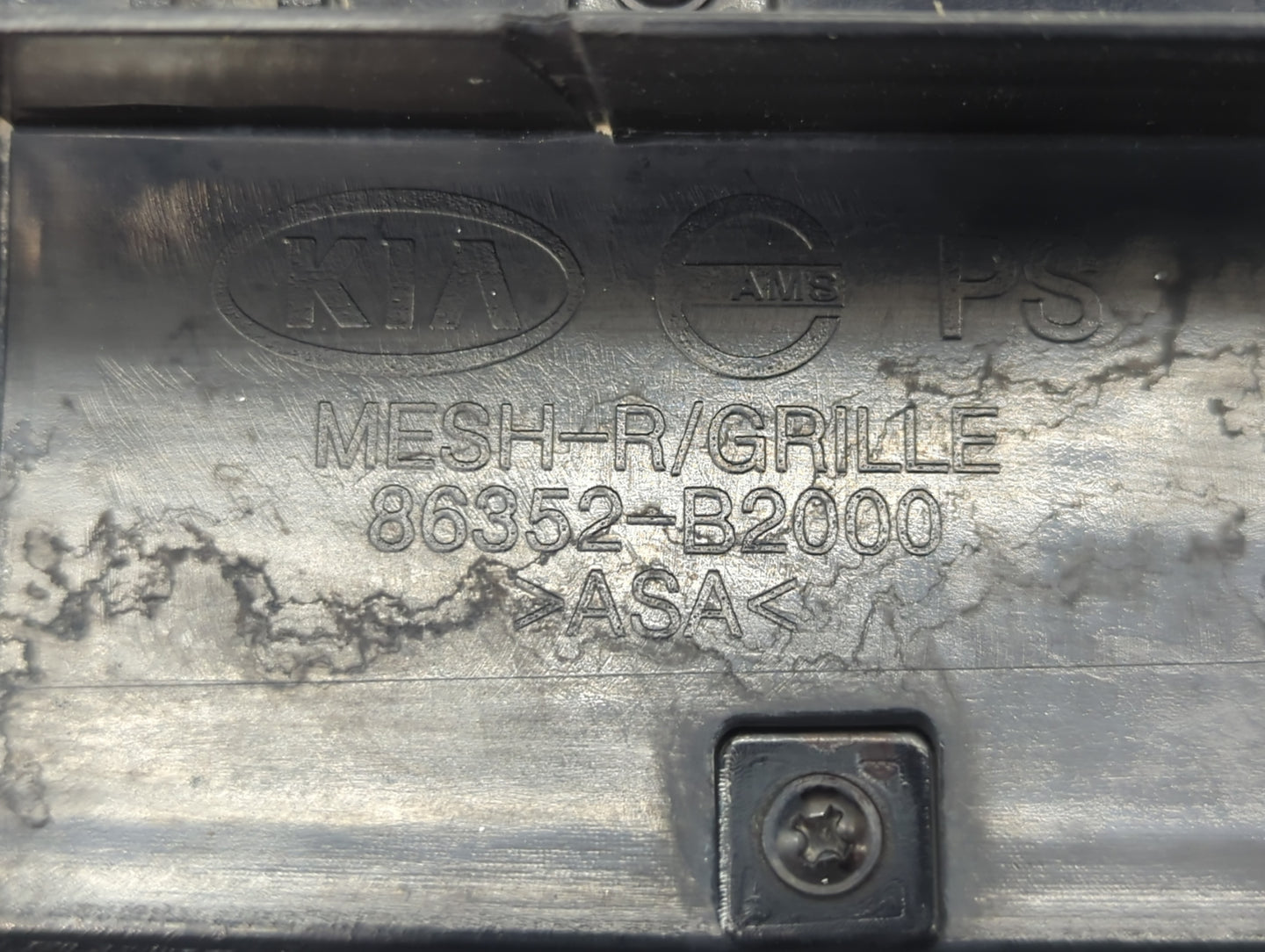 2015-2019 Kia Soul Front Grille Bumper Not Included - Oemusedautoparts1.com