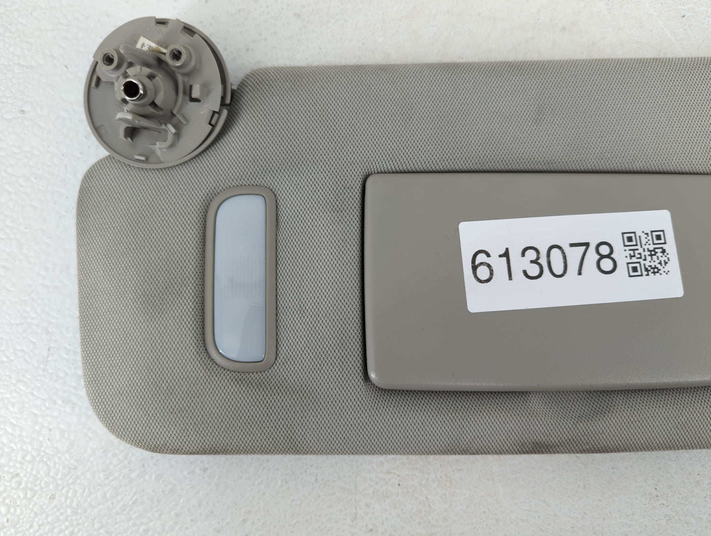2014-2019 Kia Soul Sun Visor Shade Replacement Driver Left Mirror Fits Fits 2014 2015 2016 2017 2018 2019 OEM Used Auto Part