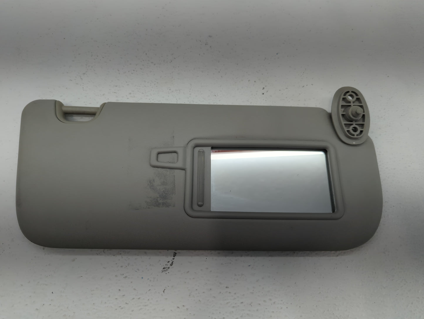2014-2019 Kia Soul Sun Visor Shade Replacement Passenger Right Mirror Fits Fits 2014 2015 2016 2017 2018 2019 OEM Used Auto 