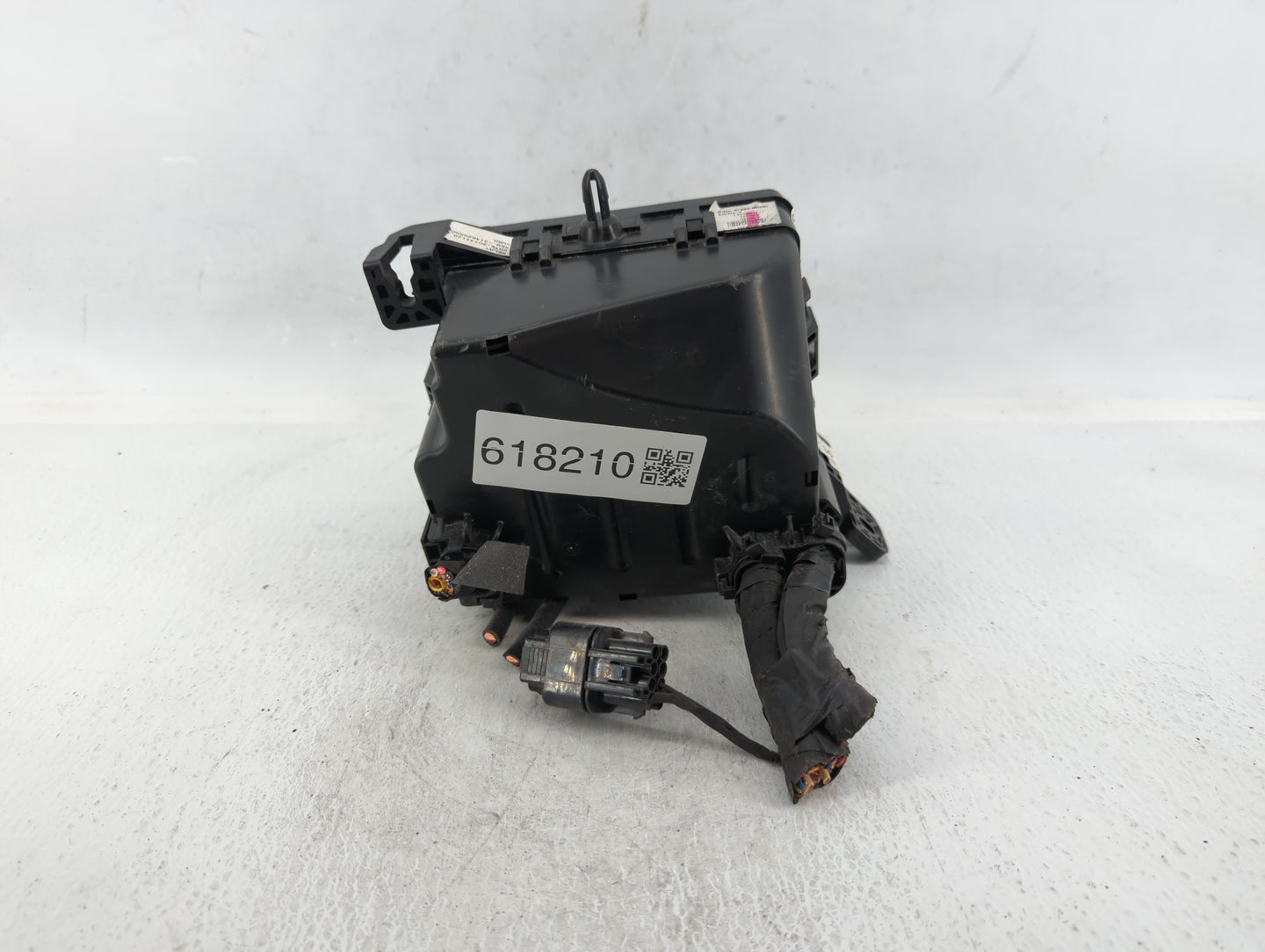 2015 Kia Soul Fusebox Fuse Box Panel Relay Module P/N:91950-B2090 Fits OEM Used Auto Parts - Oemusedautoparts1.com