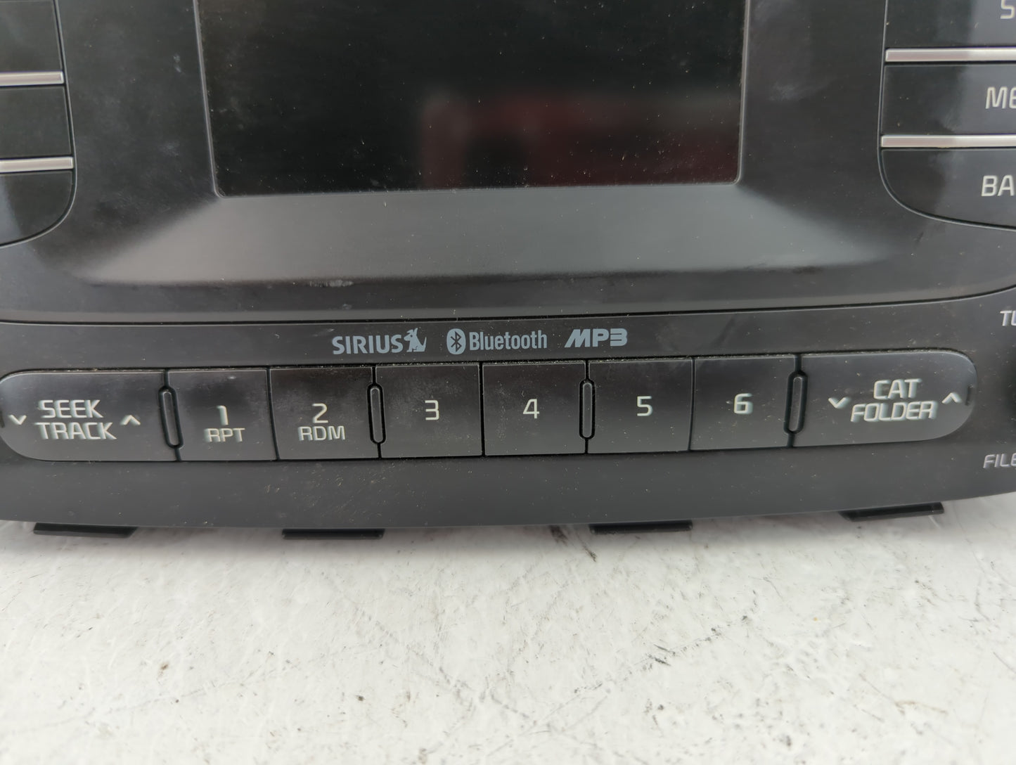 2014-2016 Kia Soul Am Fm Cd Player Radio Receiver - Oemusedautoparts1.com