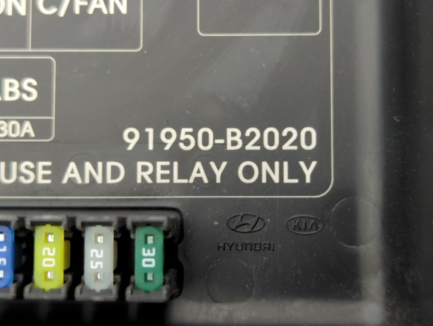 2015 Kia Soul Fusebox Fuse Box Panel Relay Module P/N:91417B2120 Fits OEM Used Auto Parts - Oemusedautoparts1.com