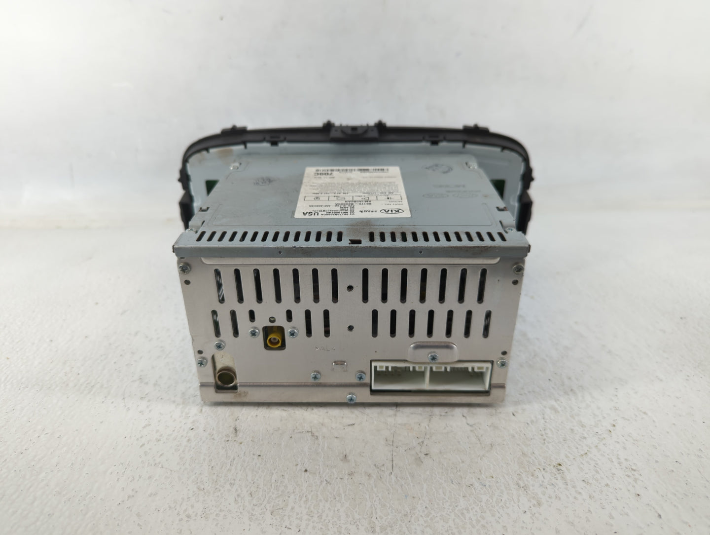 2014-2016 Kia Soul Am Fm Cd Player Radio Receiver - Oemusedautoparts1.com