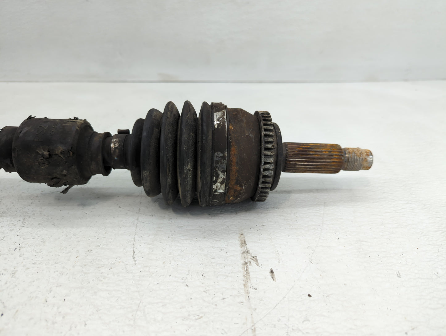 2014-2019 Kia Soul Axle Shaft Front Passenger Cv C/v - Oemusedautoparts1.com