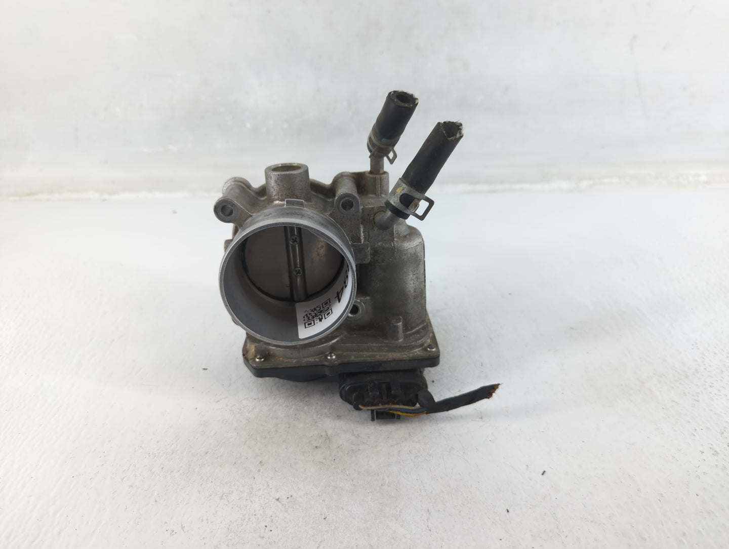 2014-2019 Kia Soul Throttle Body P/N:35100-2E000 Fits Fits 2011 2012 2013 2014 2015 2016 2017 2018 2019 2020 2021 OEM Used A