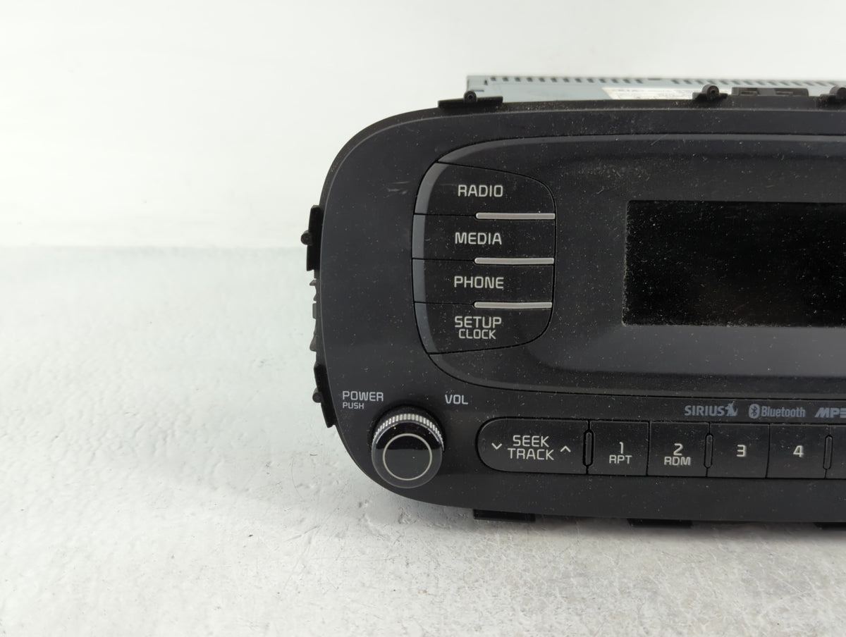 2014-2016 Kia Soul Am Fm Cd Player Radio Receiver 655435 - Oemusedautoparts1.com
