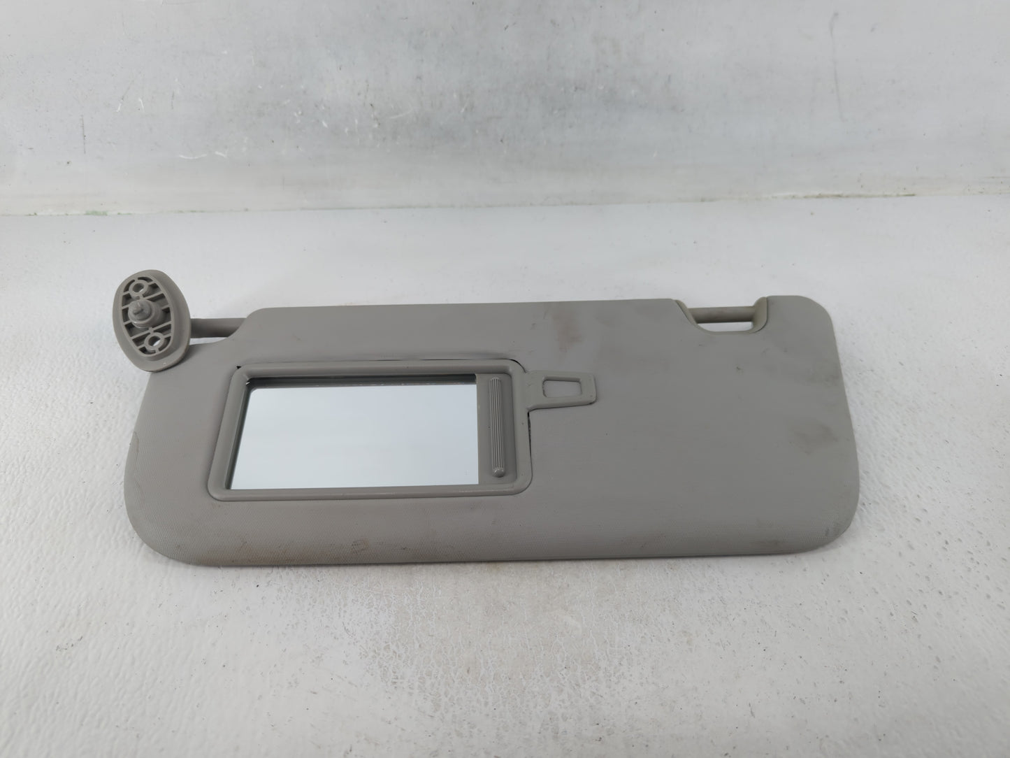 2014-2019 Kia Soul Sun Visor Shade Replacement Driver Left Mirror Fits Fits 2014 2015 2016 2017 2018 2019 OEM Used Auto Part