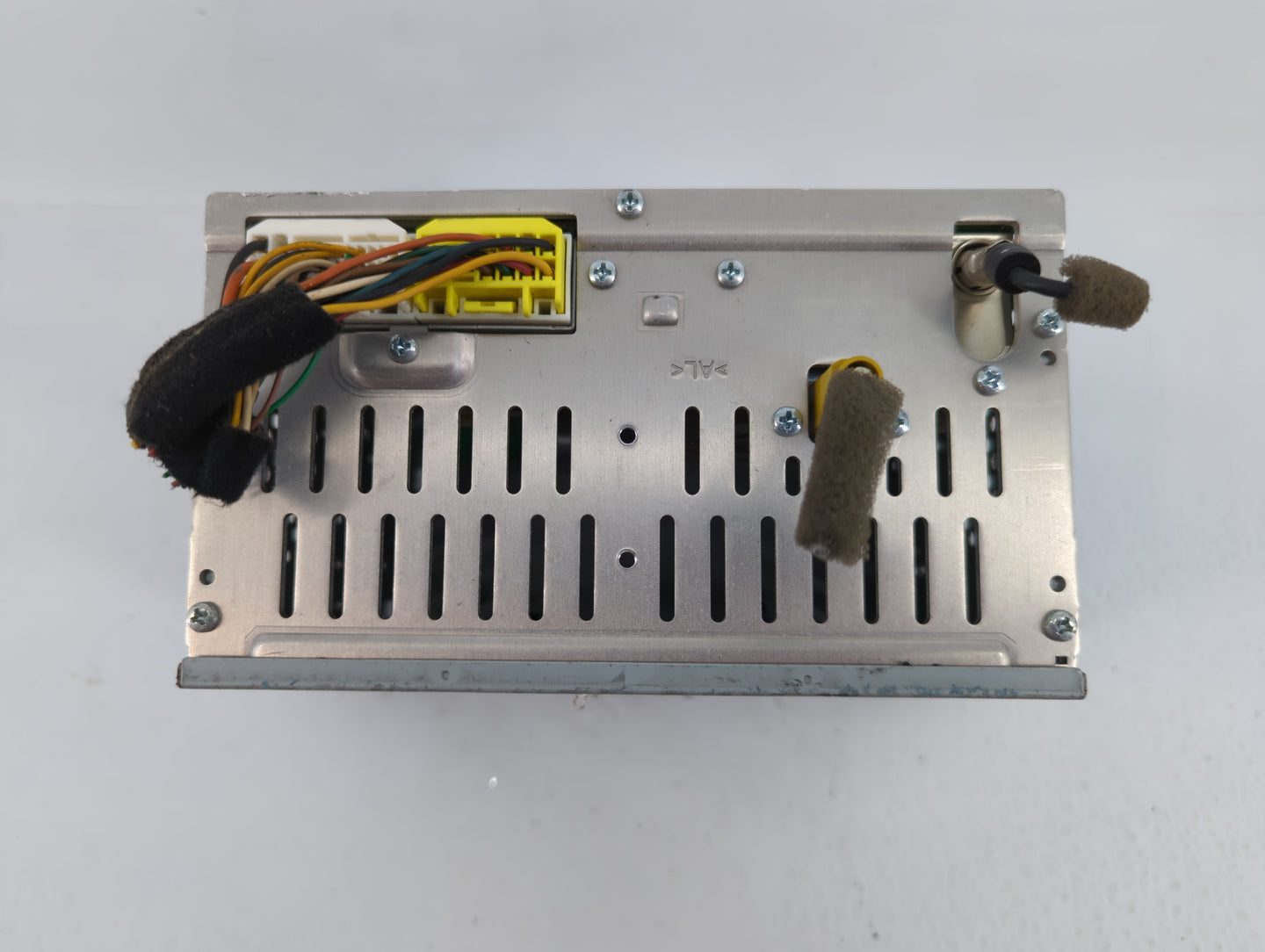 2014-2016 Kia Soul Radio AM FM Cd Player Receiver Replacement P/N:96170-B2090CA Fits Fits 2014 2015 2016 OEM Used Auto Parts