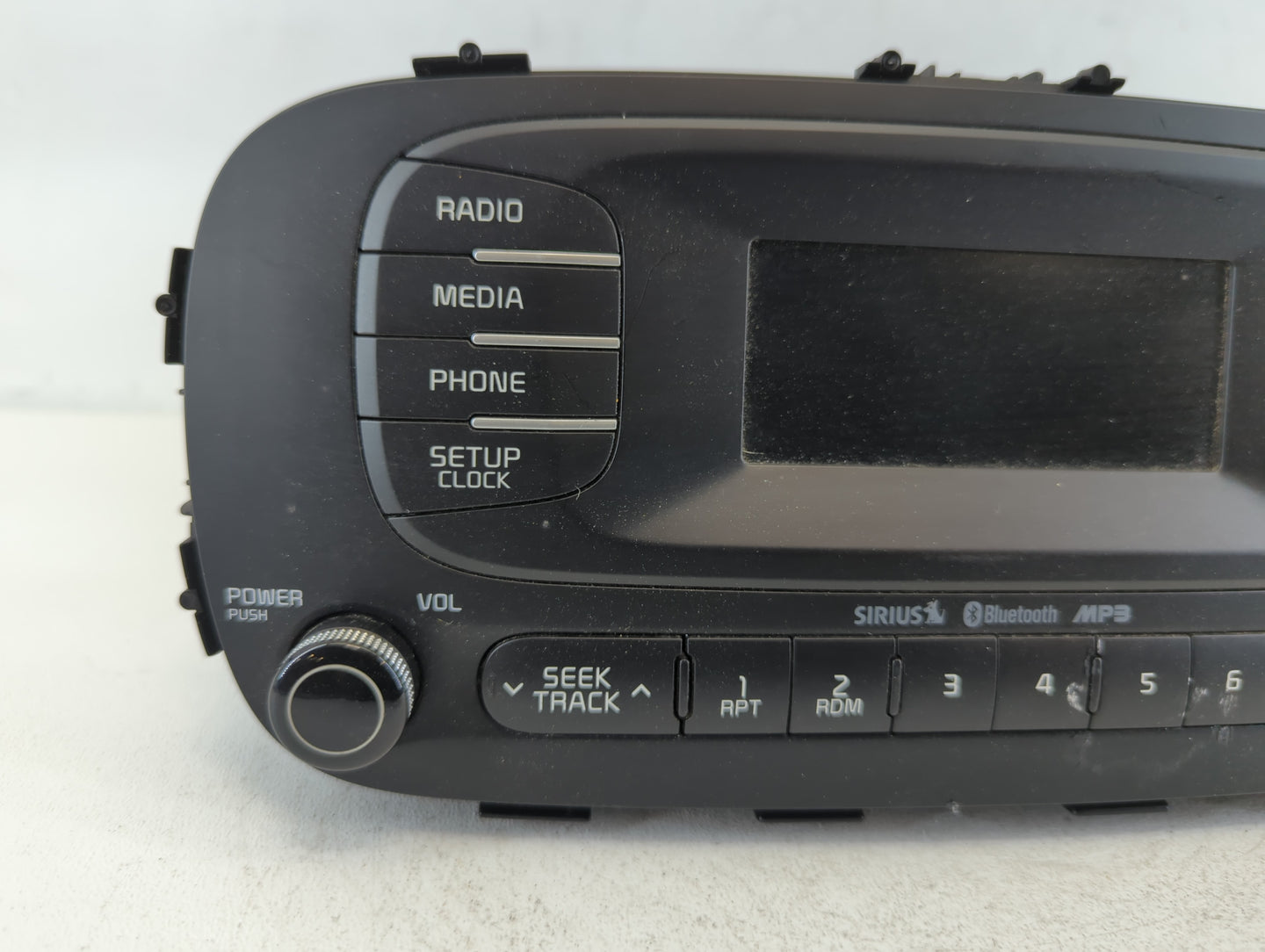 2014-2016 Kia Soul Am Fm Cd Player Radio Receiver - Oemusedautoparts1.com