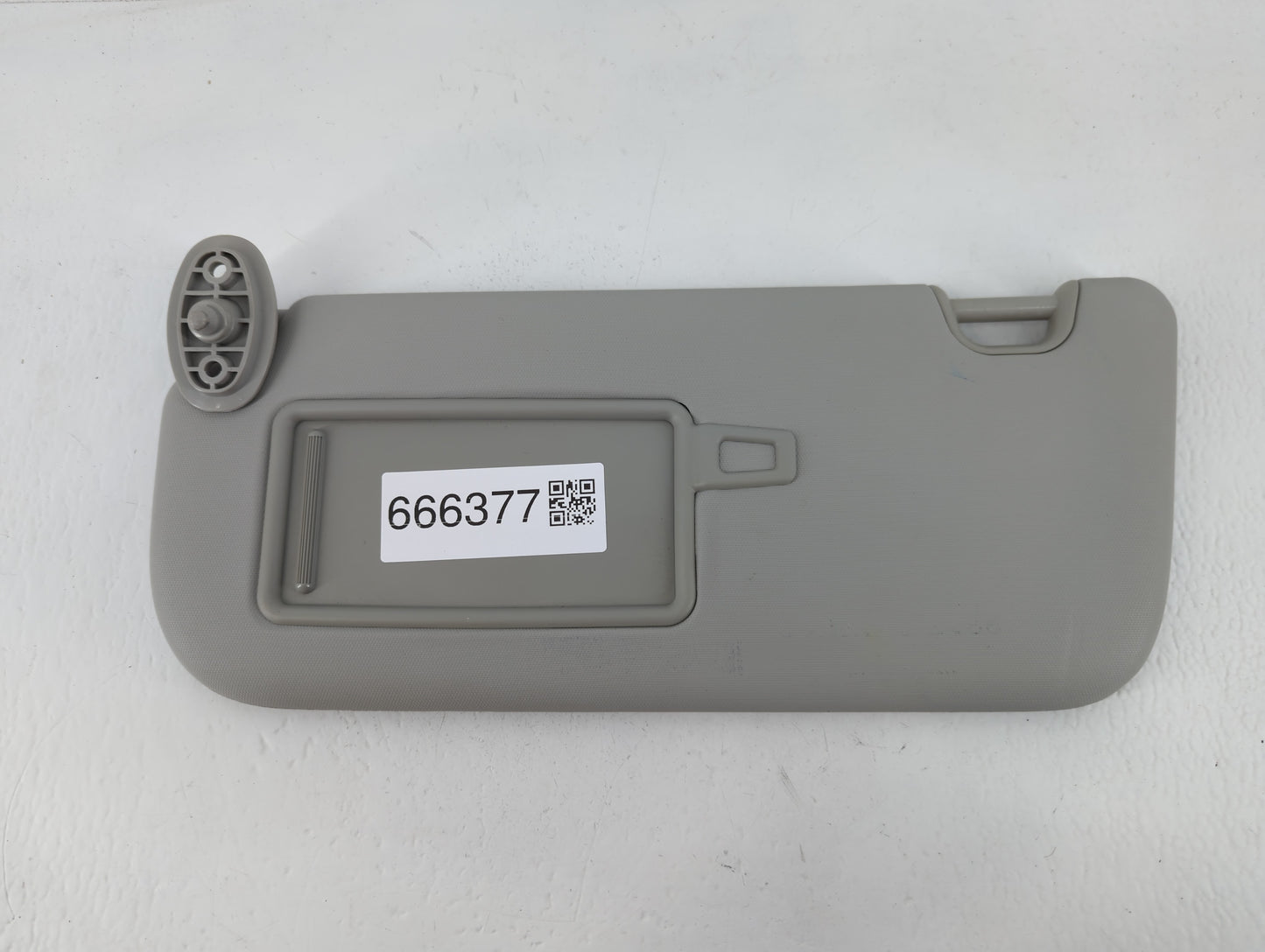 2014-2019 Kia Soul Sun Visor Shade Replacement Driver Left Mirror Fits Fits 2014 2015 2016 2017 2018 2019 OEM Used Auto Part