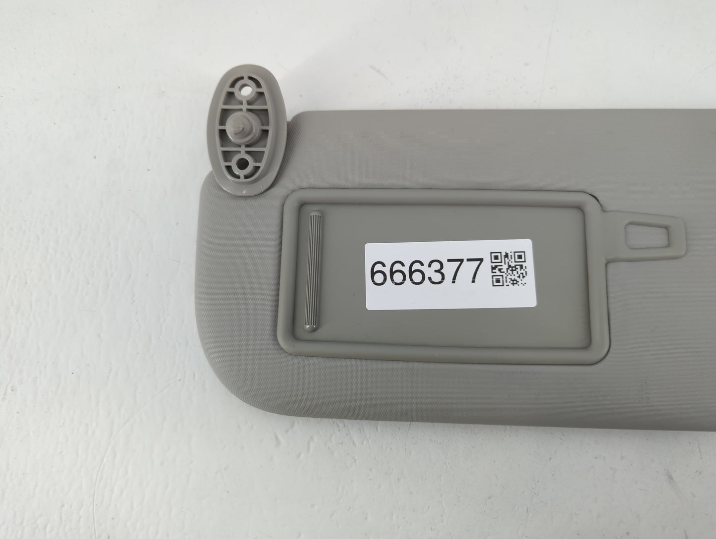 2014-2019 Kia Soul Sun Visor Shade Replacement Driver Left Mirror Fits Fits 2014 2015 2016 2017 2018 2019 OEM Used Auto Part