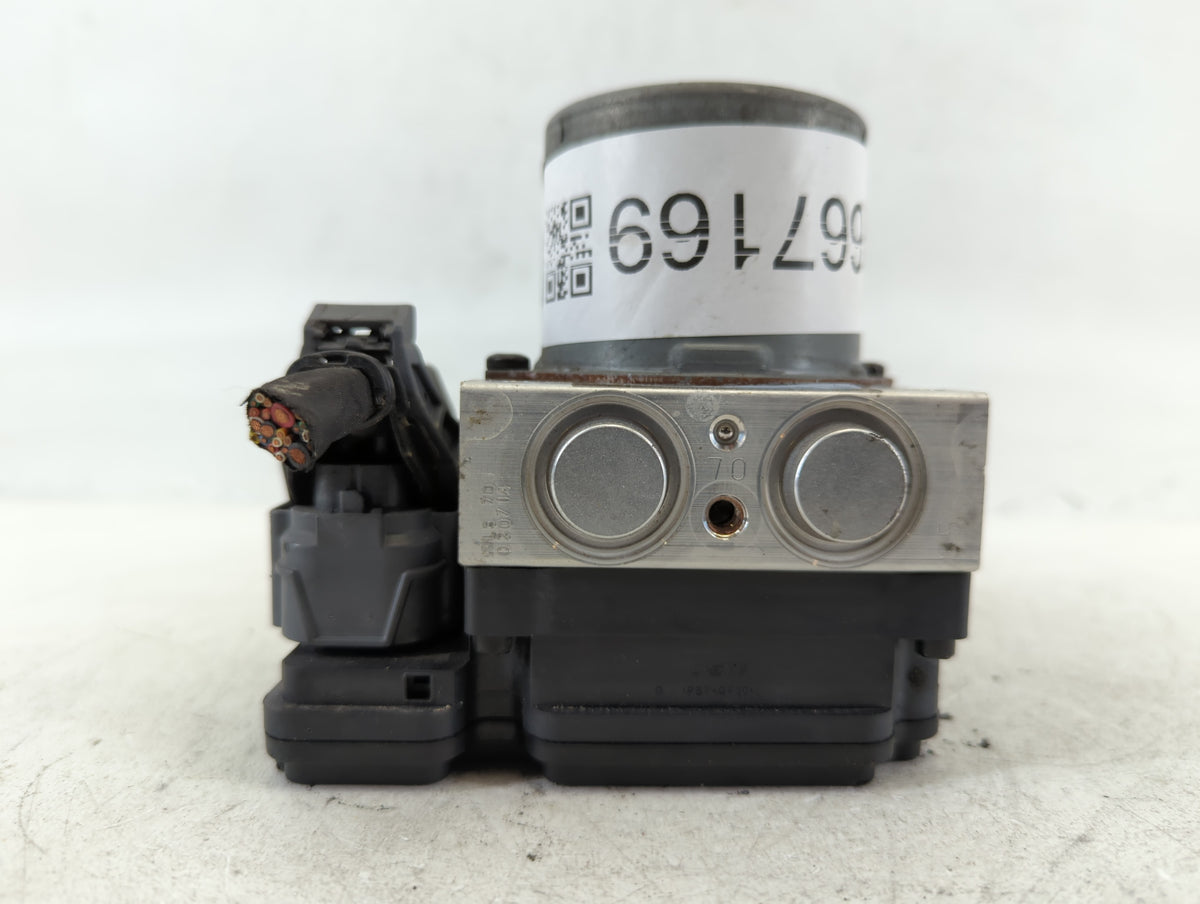 2014-2015 Kia Soul Anti-Lock Brake ABS Pump Module Actuator OEM P/N:58920-B2506 B2589-20520 Fits Fits 2014 2015 OEM Used Aut
