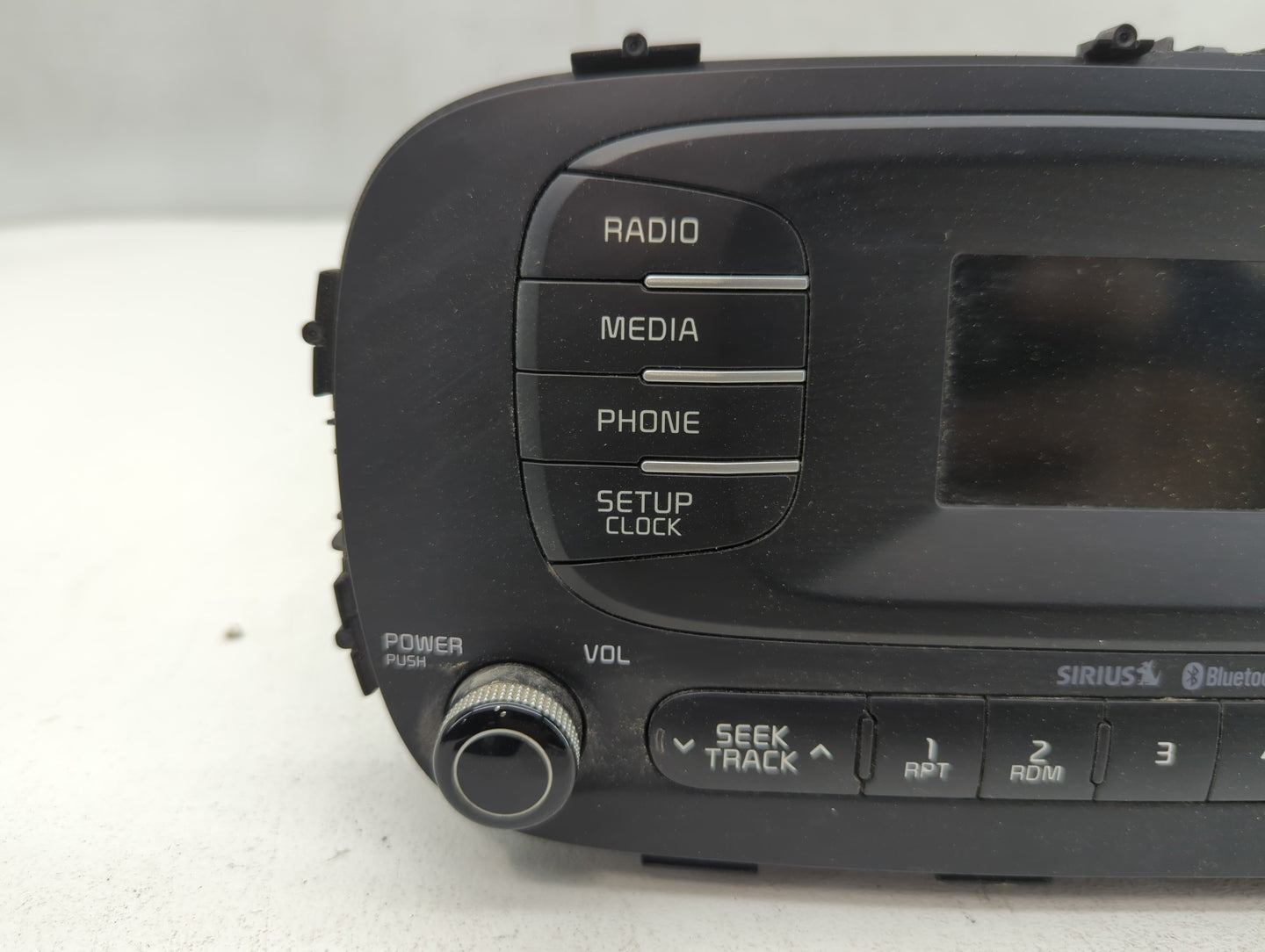 2014-2016 Kia Soul Am Fm Cd Player Radio Receiver - Oemusedautoparts1.com