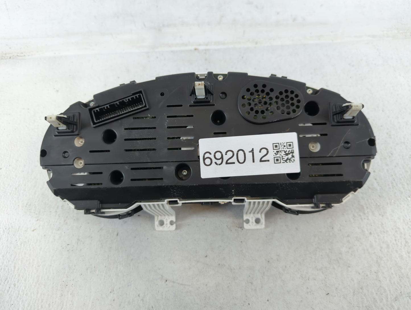2014-2015 Kia Soul Instrument Cluster Speedometer Gauges P/N:94006-B2540 Fits Fits 2014 2015 OEM Used Auto Parts - Oemusedau