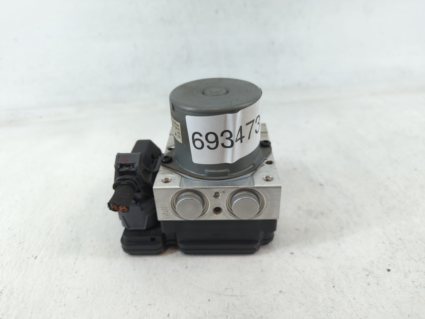 2014-2015 Kia Soul ABS Pump Control Module Replacement P/N:58900-B2506 Fits Fits 2014 2015 OEM Used Auto Parts - Oemusedauto