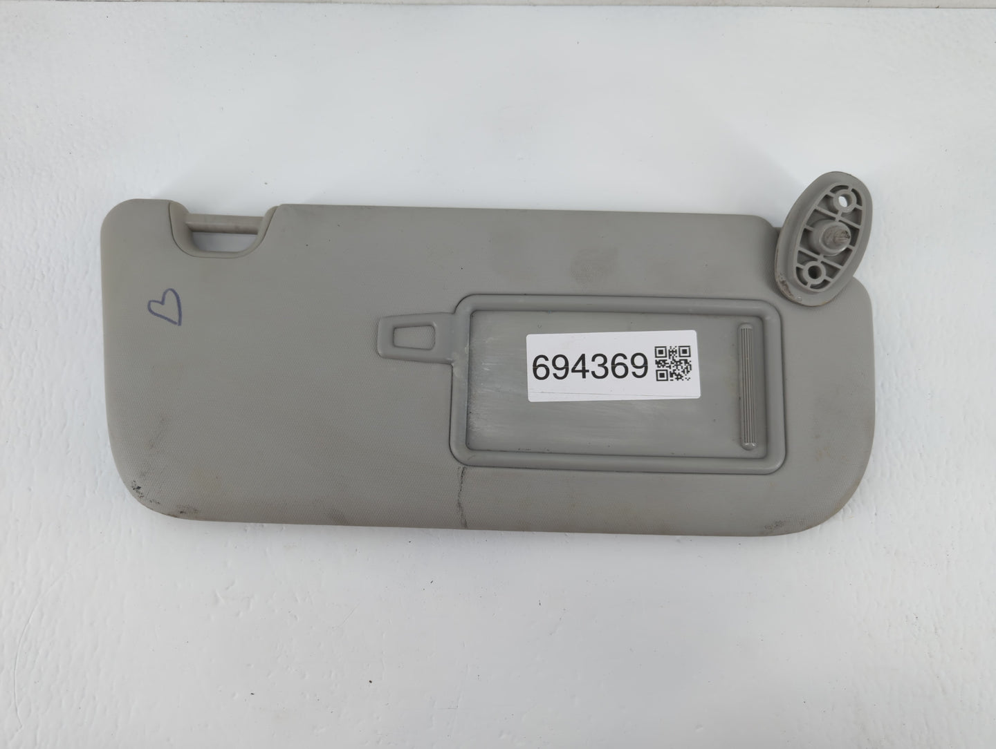 2014-2019 Kia Soul Sun Visor Shade Replacement Driver Left Mirror Fits Fits 2014 2015 2016 2017 2018 2019 OEM Used Auto Part