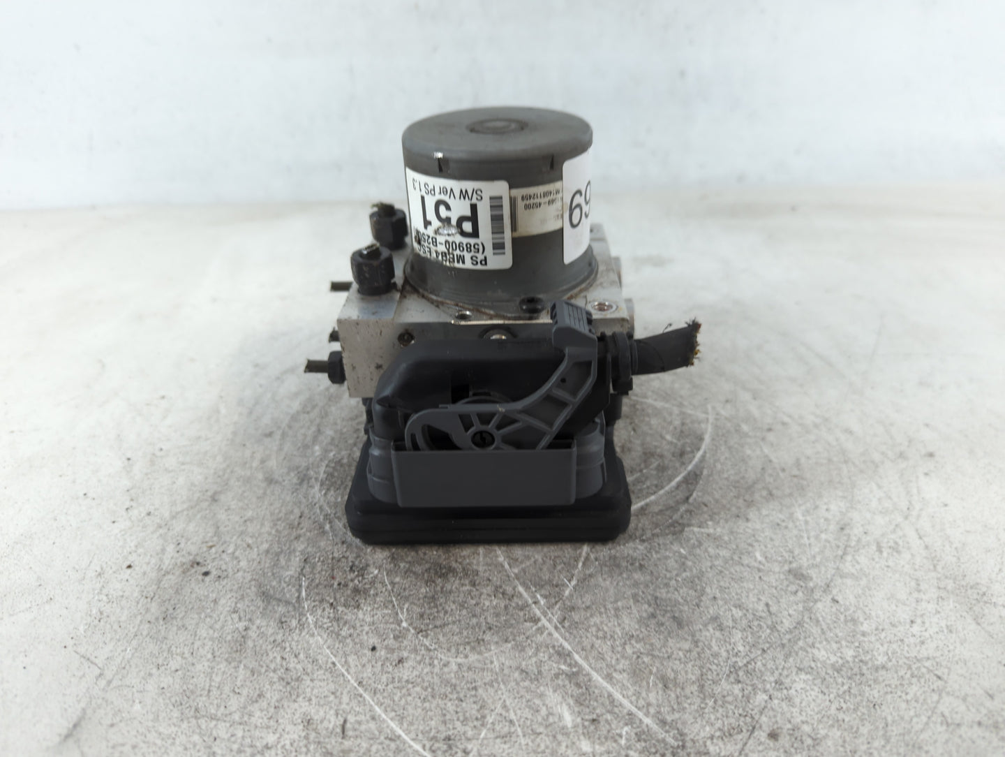 2014-2015 Kia Soul ABS Pump Control Module Replacement P/N:61589-45200 Fits Fits 2014 2015 OEM Used Auto Parts - Oemusedauto