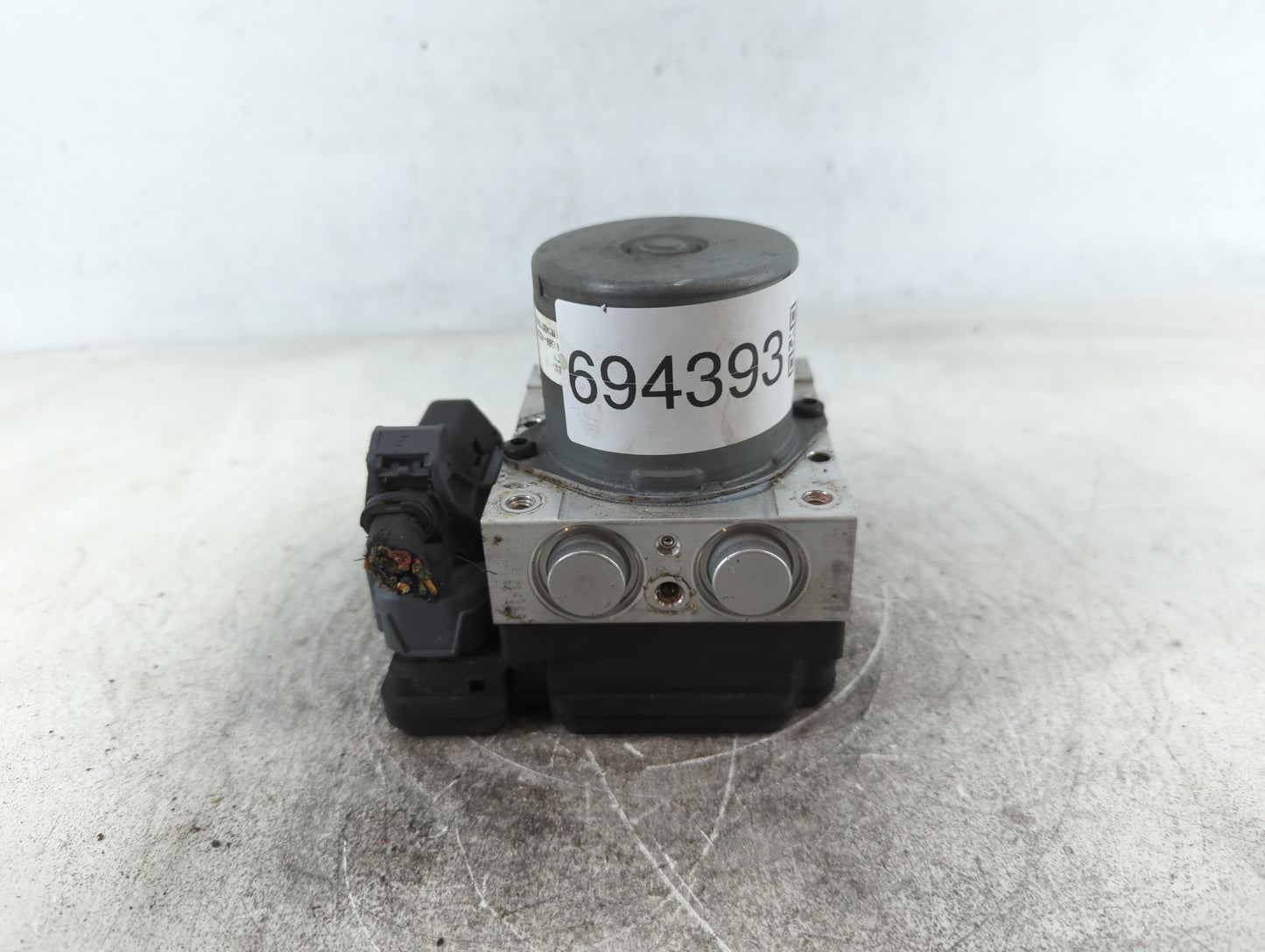 2014-2015 Kia Soul ABS Pump Control Module Replacement P/N:61589-45200 Fits Fits 2014 2015 OEM Used Auto Parts - Oemusedauto