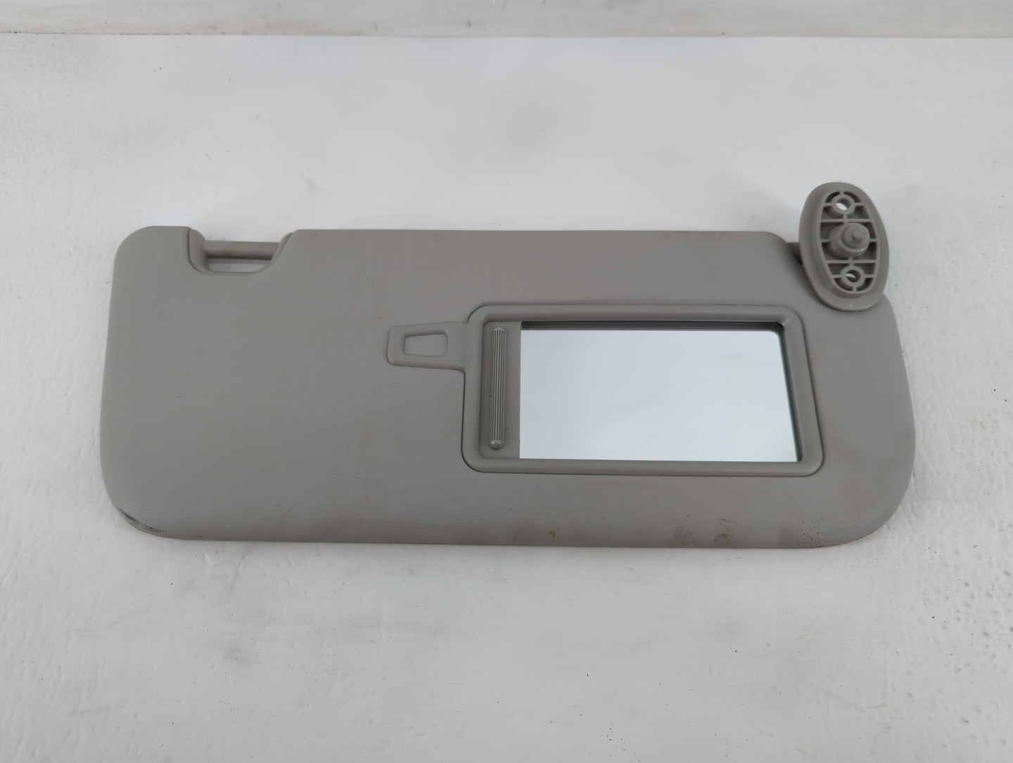 2014-2019 Kia Soul Sun Visor Shade Replacement Passenger Right Mirror Fits Fits 2014 2015 2016 2017 2018 2019 OEM Used Auto 