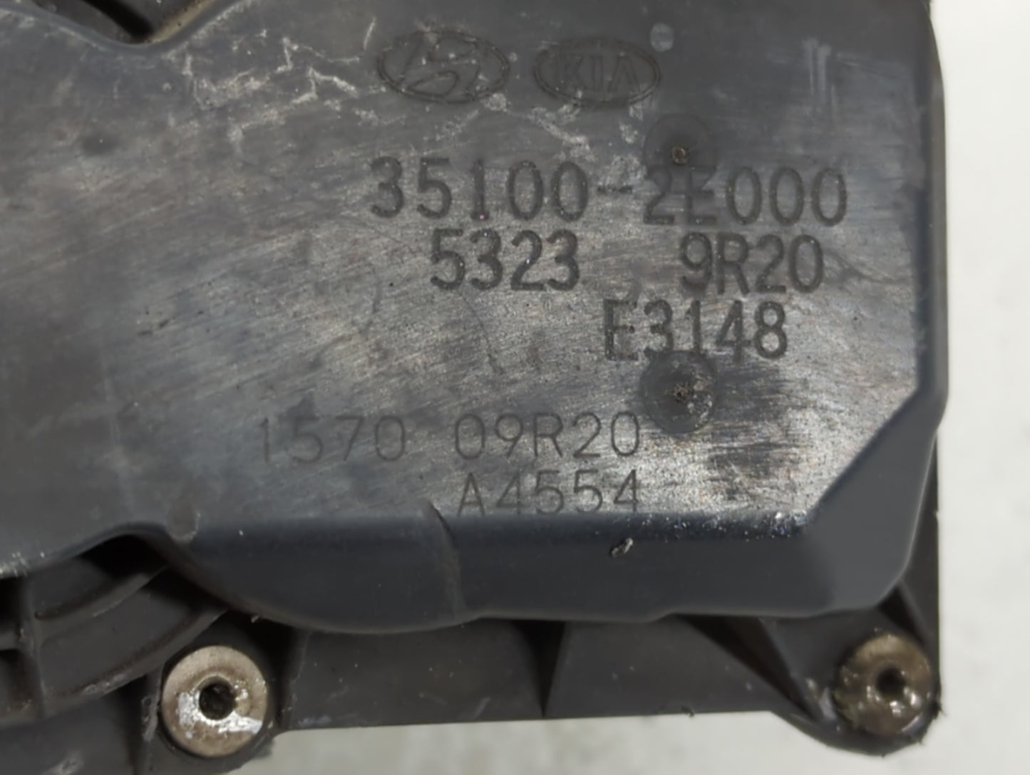 2014-2019 Kia Soul Throttle Body P/N:35100-2E000 Fits Fits 2011 2012 2013 2014 2015 2016 2017 2018 2019 2020 2021 OEM Used A