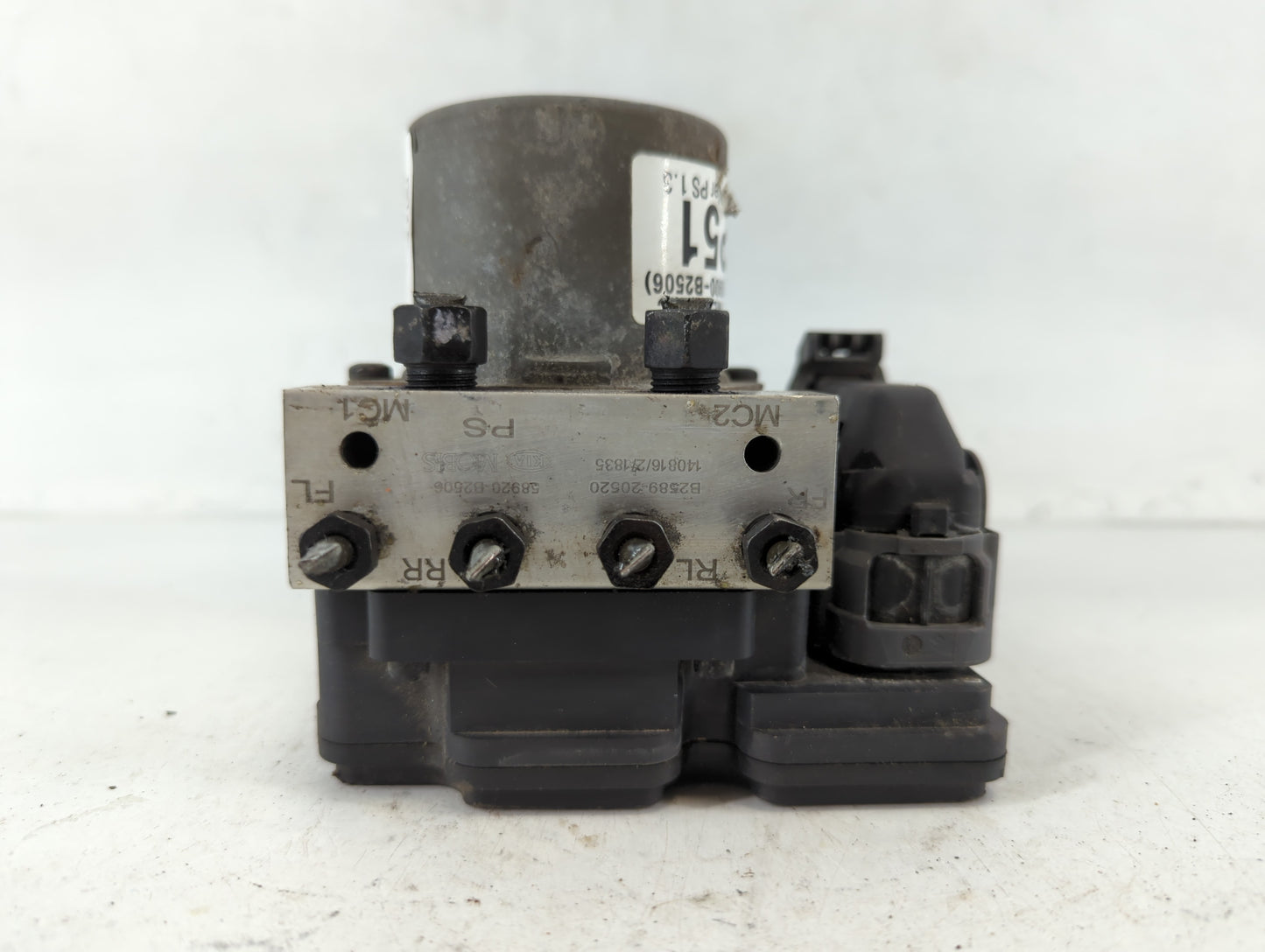 2014-2015 Kia Soul ABS Pump Control Module Replacement P/N:58920-B2506 B2589-20520 Fits Fits 2014 2015 OEM Used Auto Parts -