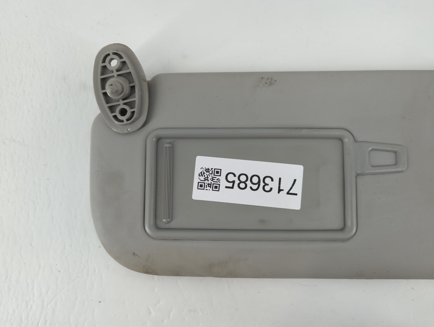 2014-2019 Kia Soul Sun Visor Shade Replacement Passenger Right Mirror Fits Fits 2014 2015 2016 2017 2018 2019 OEM Used Auto 