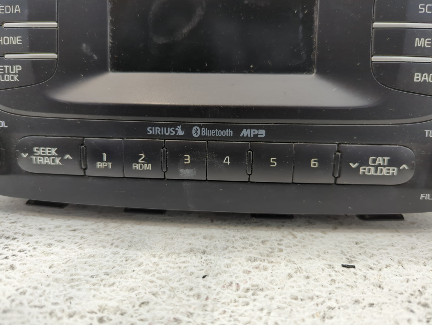2014-2016 Kia Soul Am Fm Cd Player Radio Receiver - Oemusedautoparts1.com