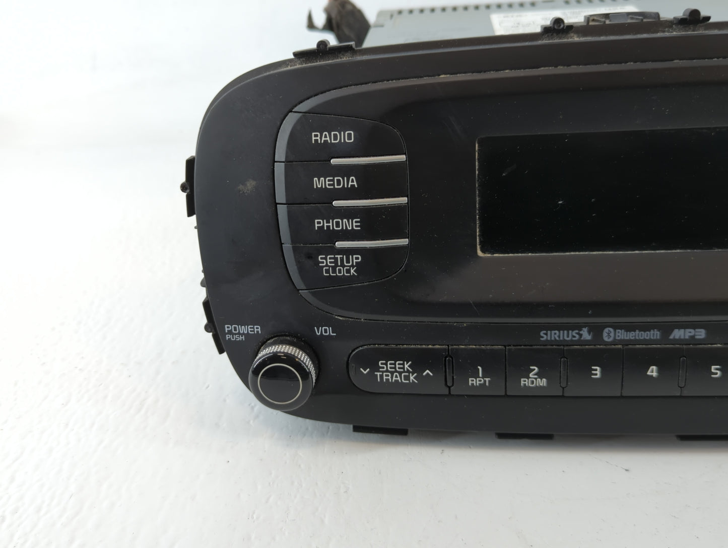 2014-2016 Kia Soul Am Fm Cd Player Radio Receiver - Oemusedautoparts1.com