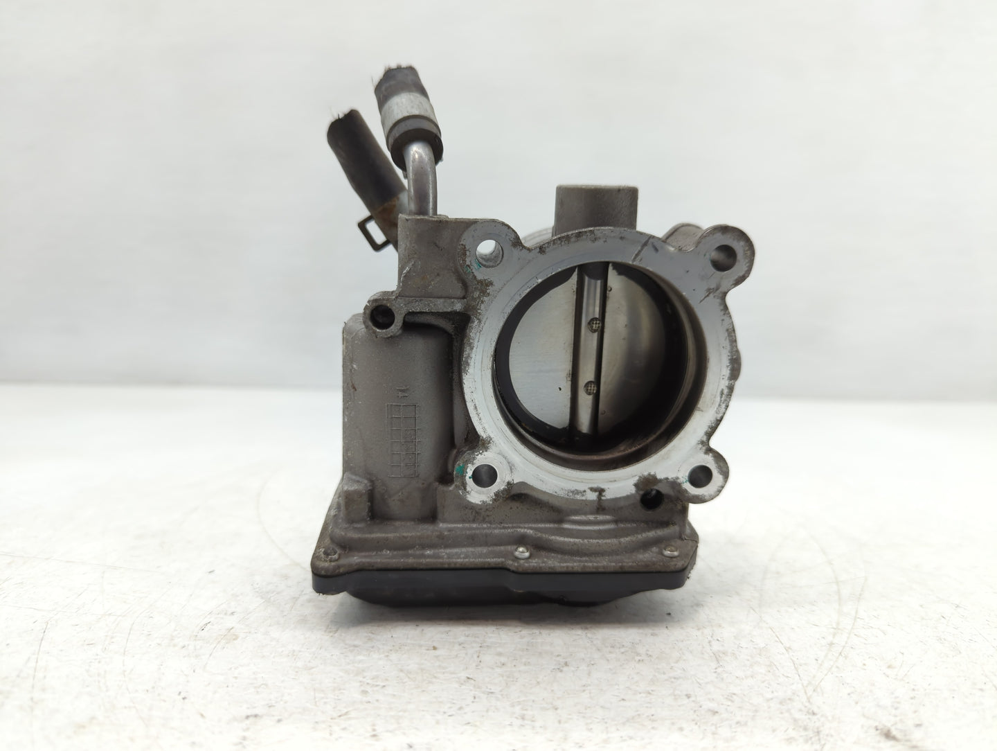 2014-2019 Kia Soul Throttle Body P/N:35100-2E000 Fits Fits 2011 2012 2013 2014 2015 2016 2017 2018 2019 2020 2021 OEM Used A