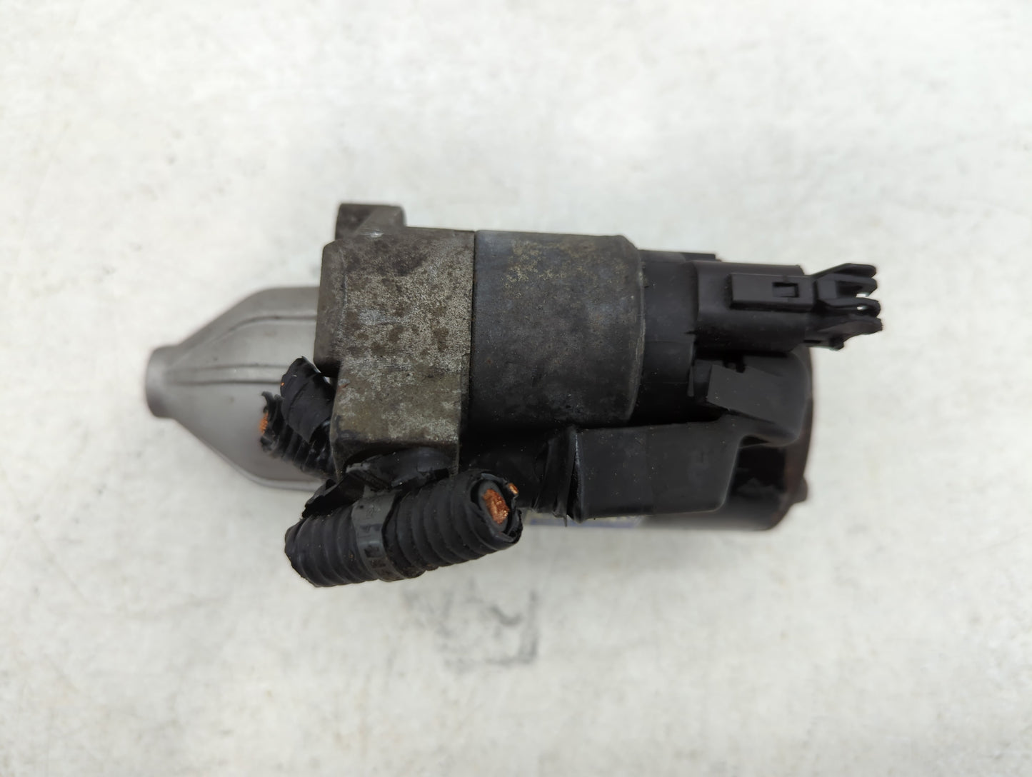 2014-2019 Kia Soul Car Starter Motor Solenoid OEM P/N:1204960 36100-2B110 Fits Fits 2014 2015 2016 2017 2018 2019 OEM Used A
