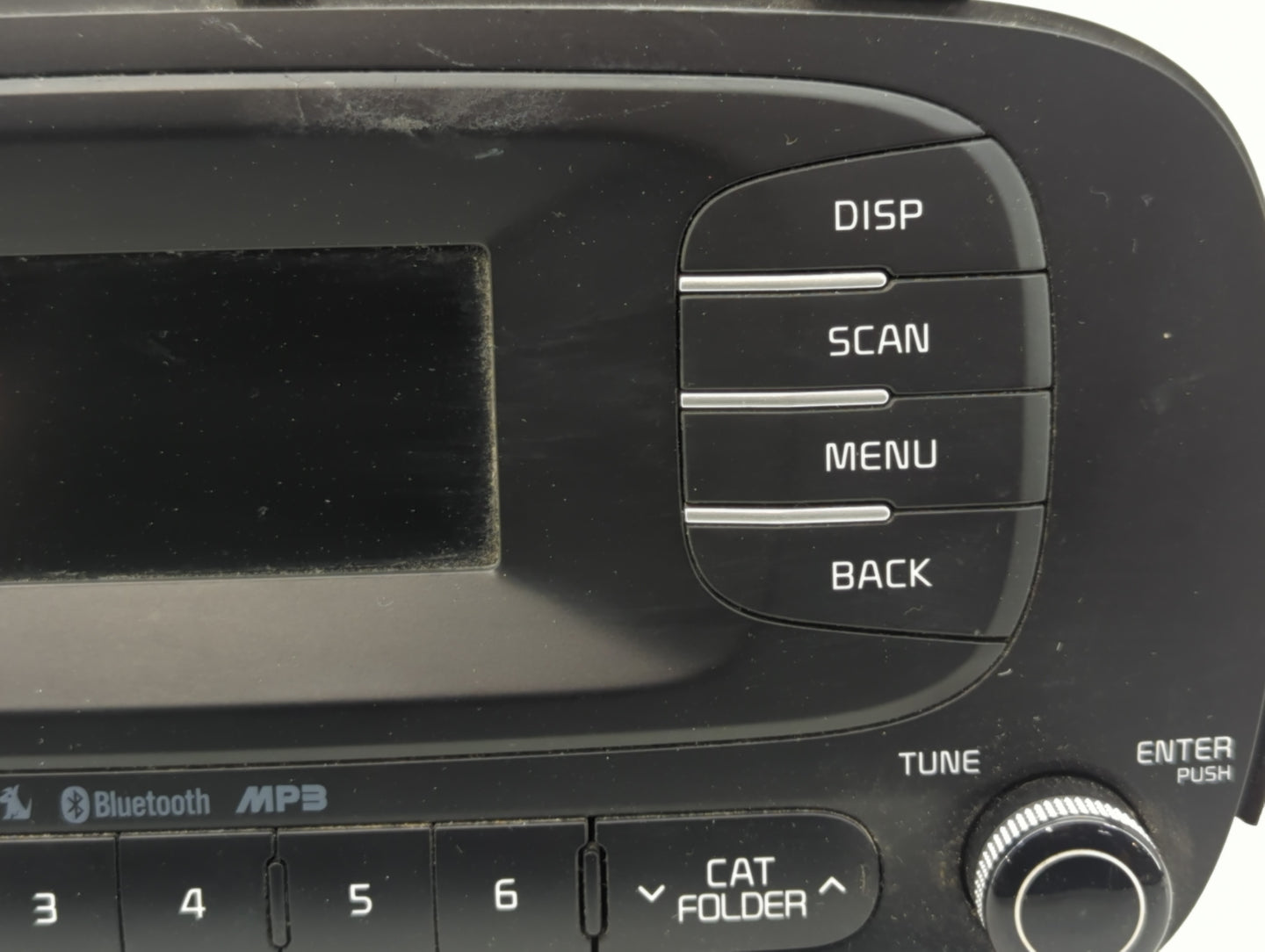 2015-2016 Kia Soul Am Fm Cd Player Radio Receiver - Oemusedautoparts1.com