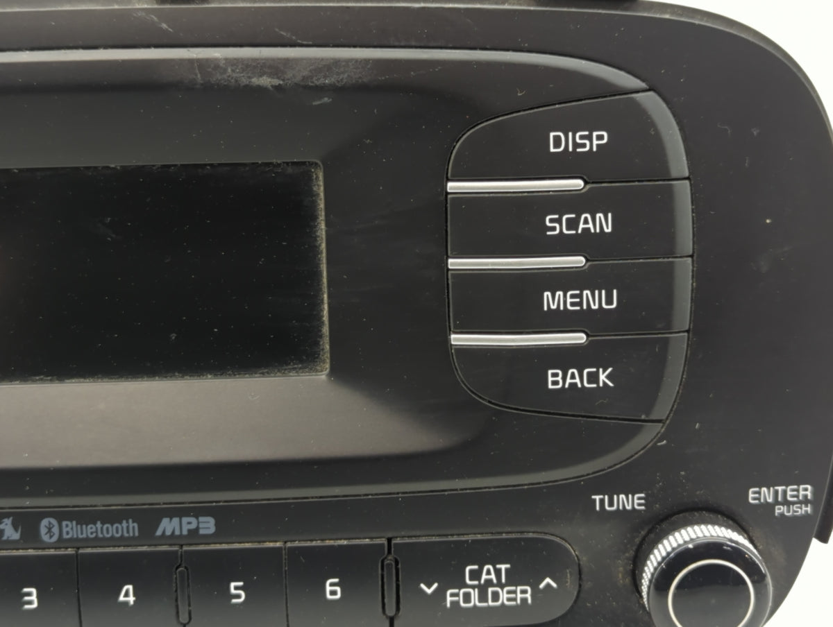 2015-2016 Kia Soul Am Fm Cd Player Radio Receiver 763687 - Oemusedautoparts1.com
