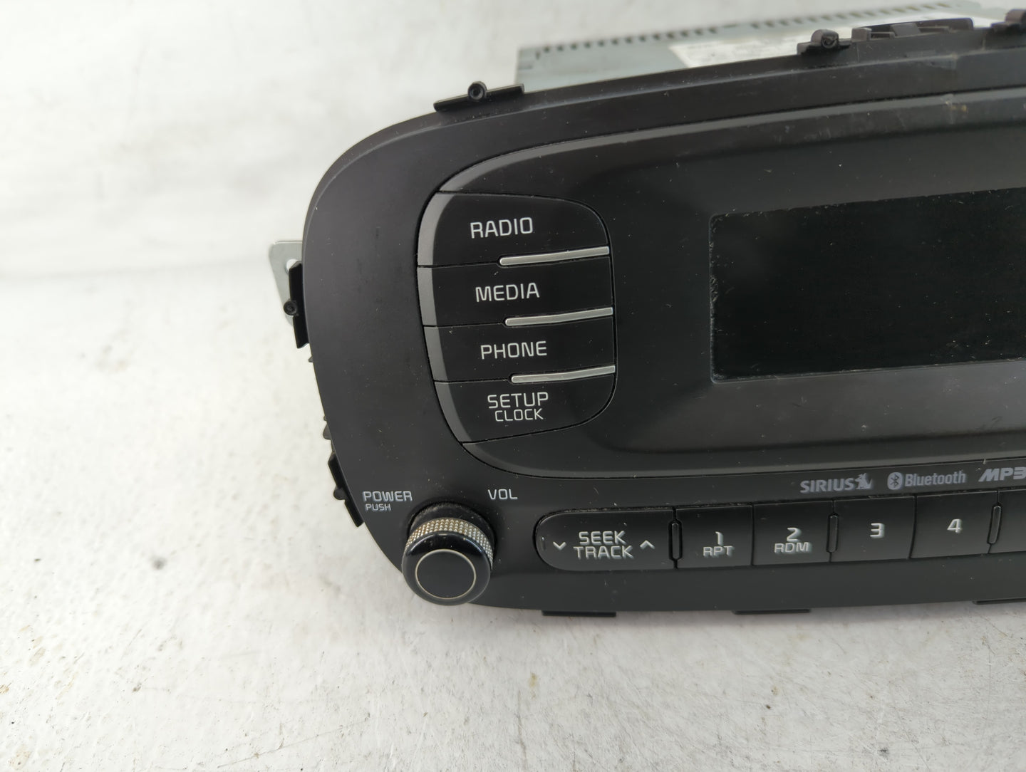 2014-2016 Kia Soul Radio AM FM Cd Player Receiver Replacement P/N:96170-B2090CA Fits Fits 2014 2015 2016 OEM Used Auto Parts