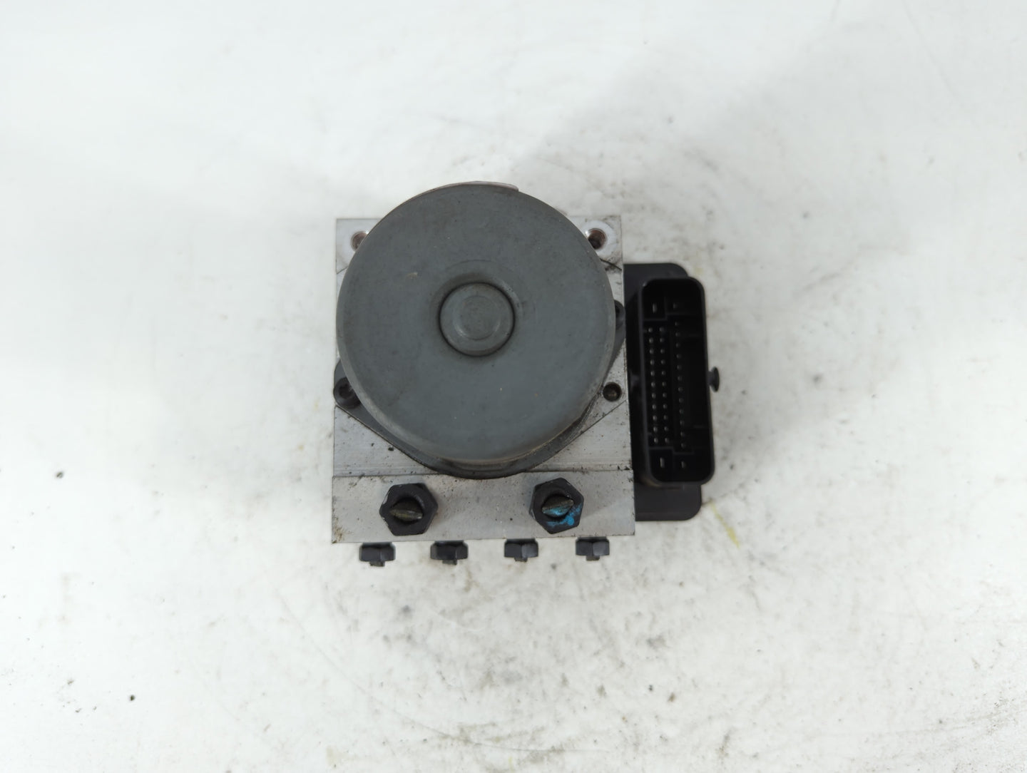 2014-2015 Kia Soul ABS Pump Control Module Replacement P/N:B2589-20520 Fits Fits 2014 2015 OEM Used Auto Parts - Oemusedauto
