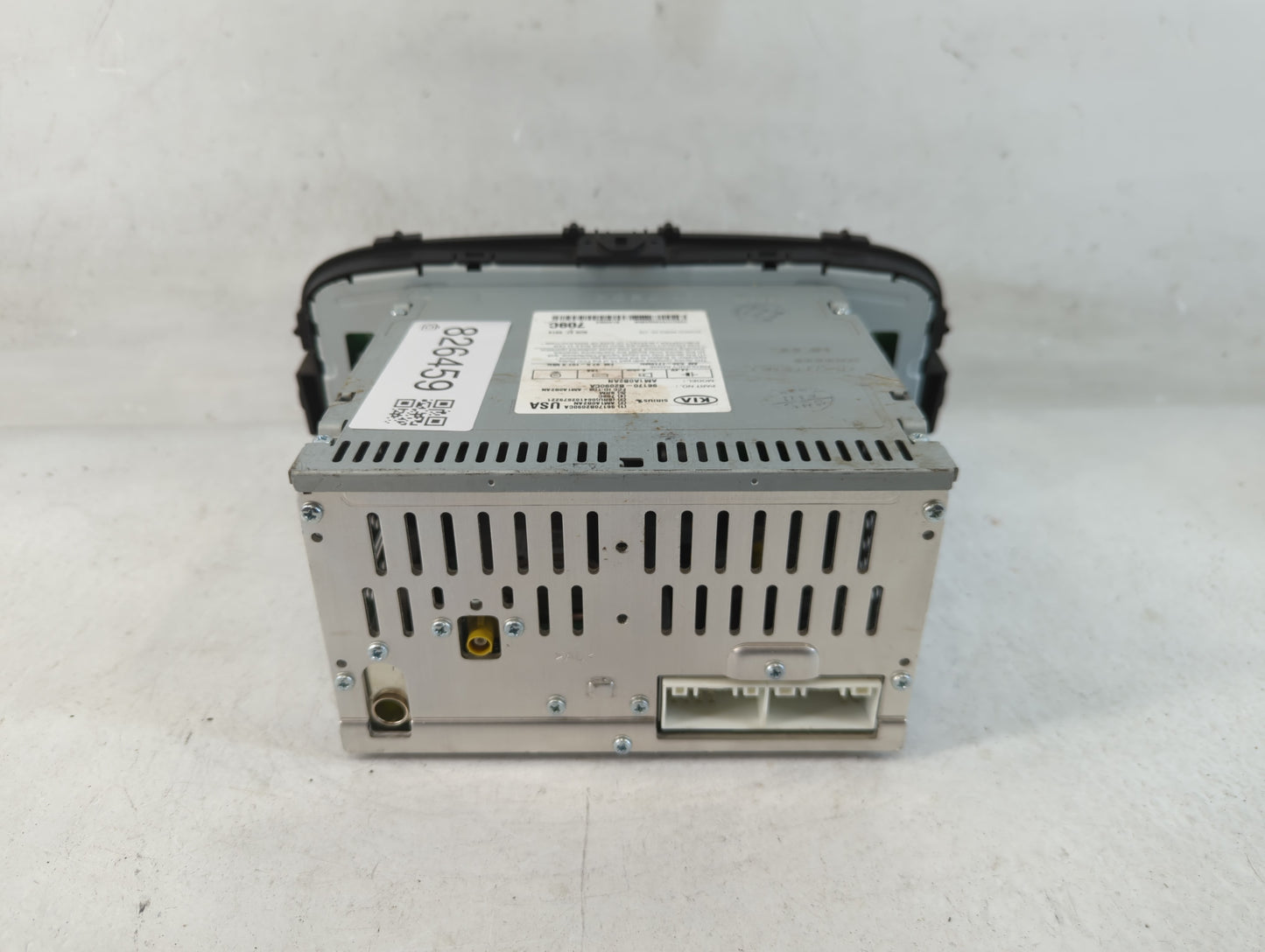 2014-2016 Kia Soul Radio AM FM Cd Player Receiver Replacement P/N:96170-B2090CA Fits Fits 2014 2015 2016 OEM Used Auto Parts