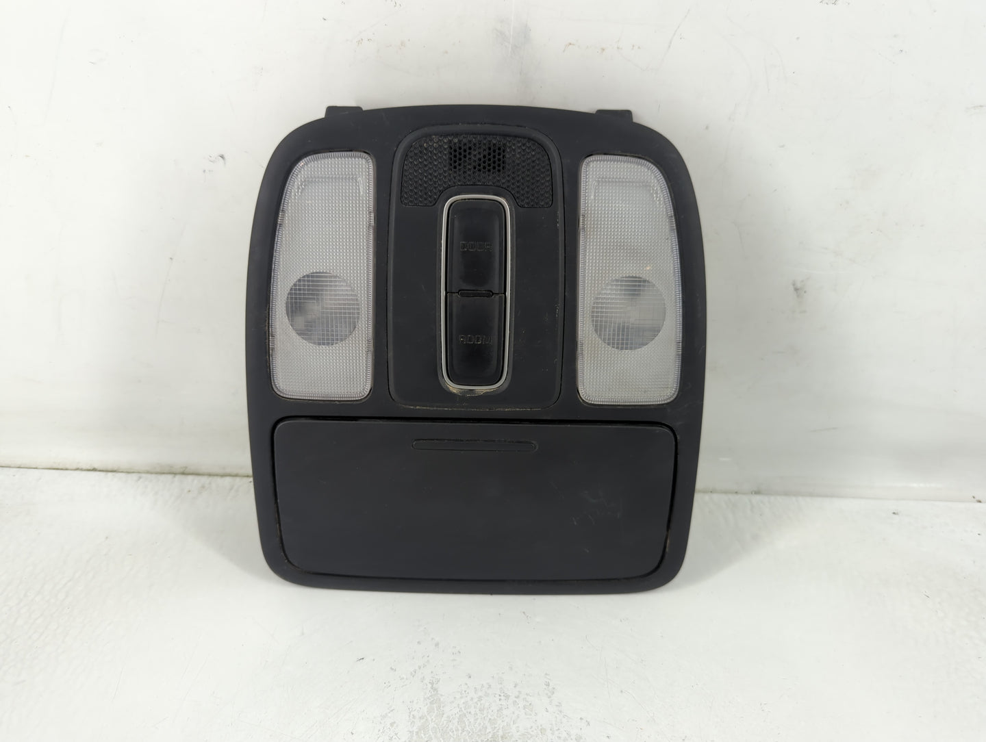 2014-2019 Kia Soul Overhead Roof Console 838601 - Oemusedautoparts1.com
