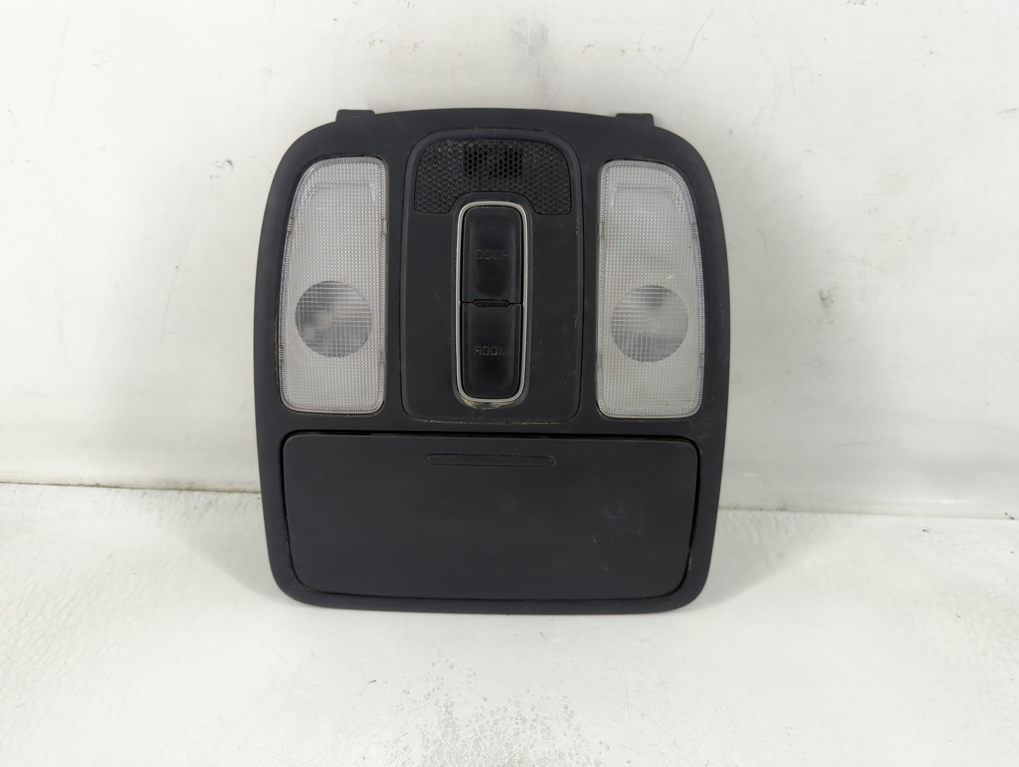 2014-2019 Kia Soul Overhead Roof Console 838601 - Oemusedautoparts1.com
