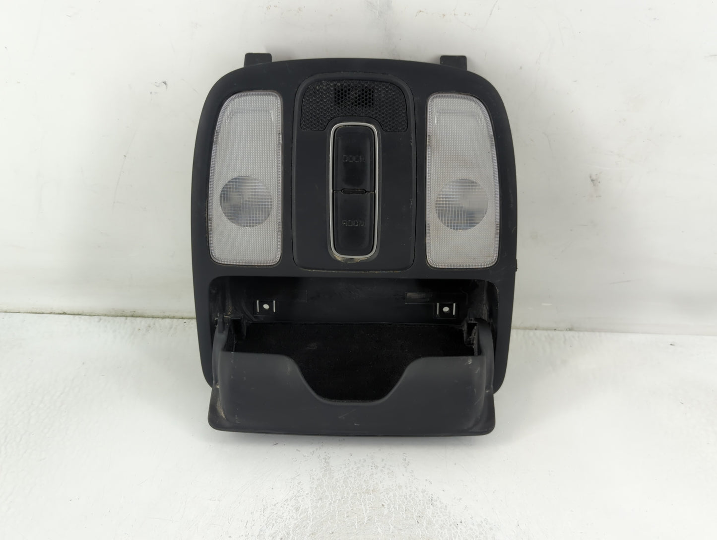 2014-2019 Kia Soul Overhead Roof Console 838601 - Oemusedautoparts1.com