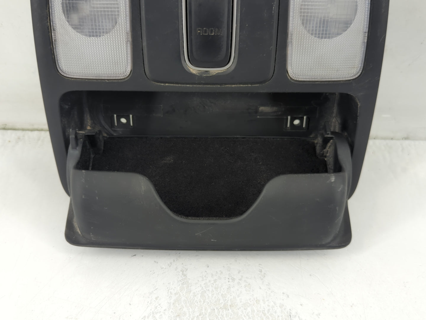 2014-2019 Kia Soul Overhead Roof Console 838601 - Oemusedautoparts1.com