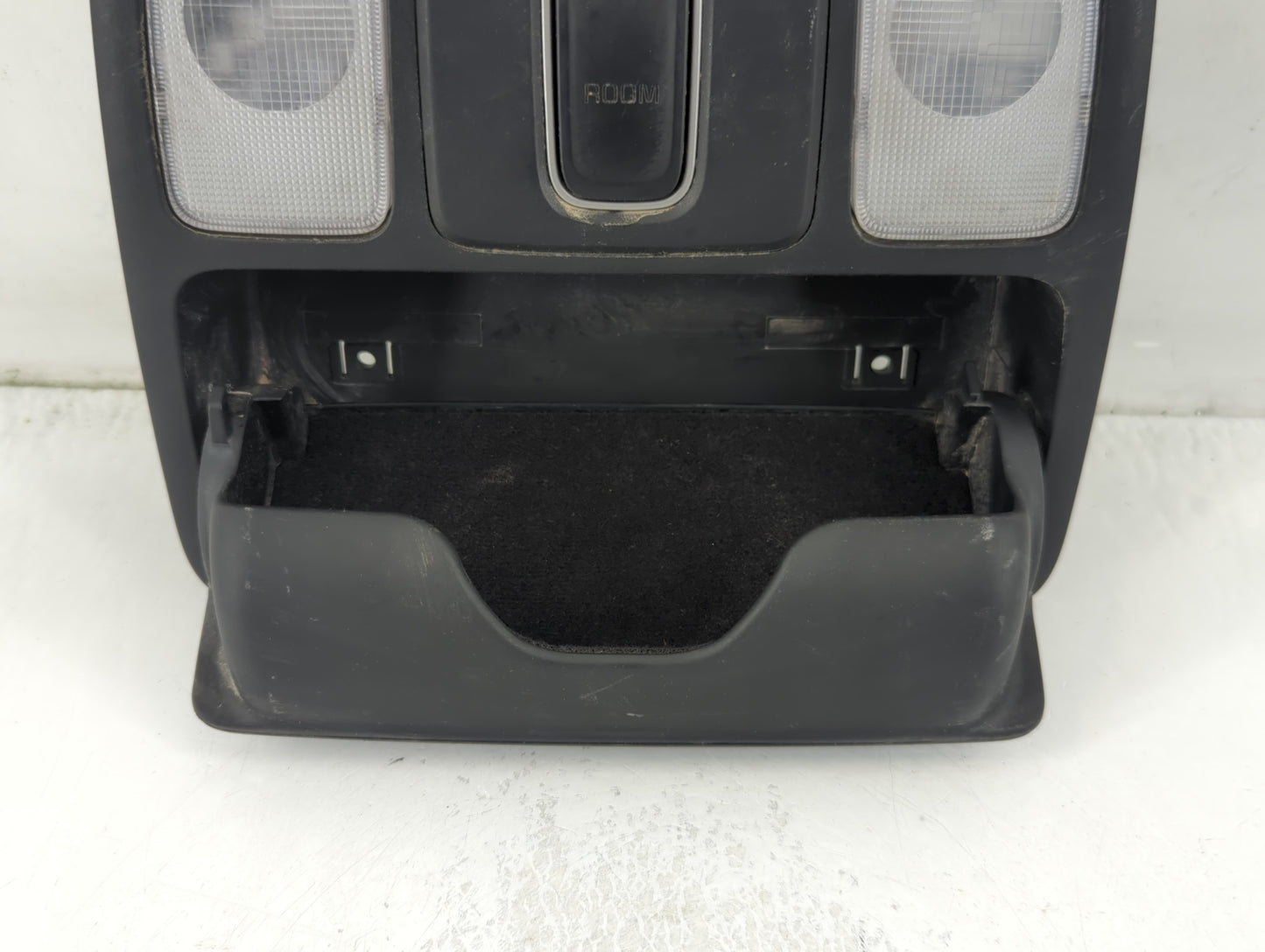 2014-2019 Kia Soul Overhead Roof Console 838601 - Oemusedautoparts1.com