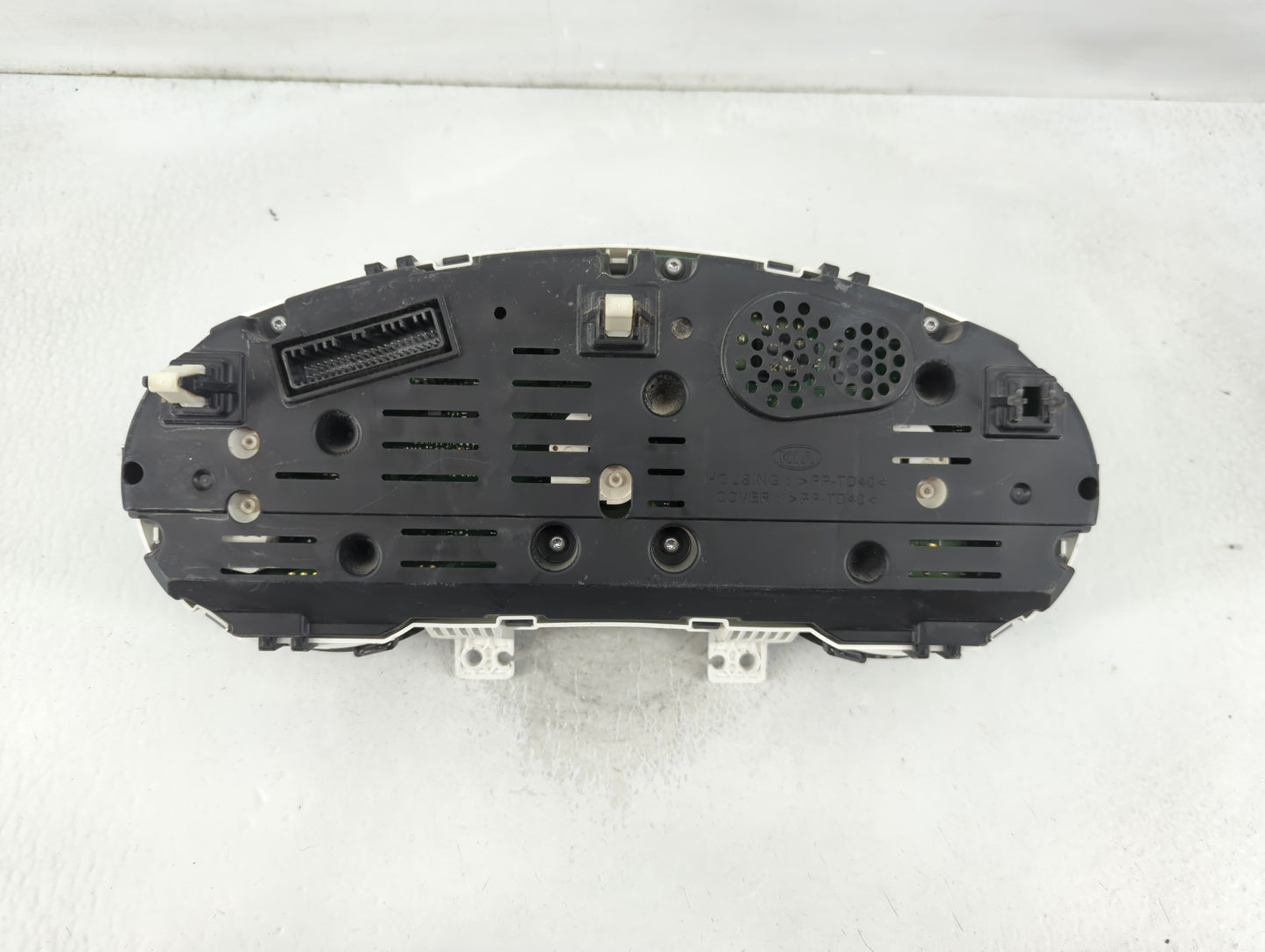 2014-2015 Kia Soul Instrument Cluster Speedometer Gauges P/N:94006-B2540 Fits Fits 2014 2015 OEM Used Auto Parts - Oemusedau