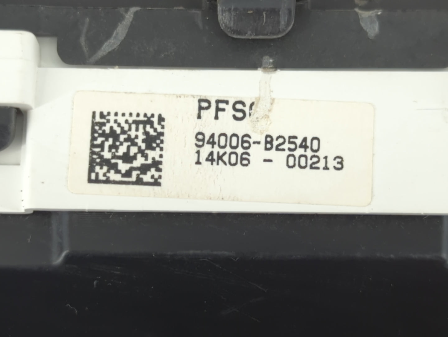 2014-2015 Kia Soul Instrument Cluster Speedometer Gauges P/N:94006-B2540 Fits Fits 2014 2015 OEM Used Auto Parts - Oemusedau