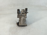 2012-2019 Kia Soul Throttle Body P/N:35100-2B300 Fits Fits 2012 2013 2014 2015 2016 2017 2018 2019 OEM Used Auto Parts - Oem