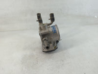 2012-2019 Kia Soul Throttle Body P/N:35100-2B300 Fits Fits 2012 2013 2014 2015 2016 2017 2018 2019 OEM Used Auto Parts - Oem