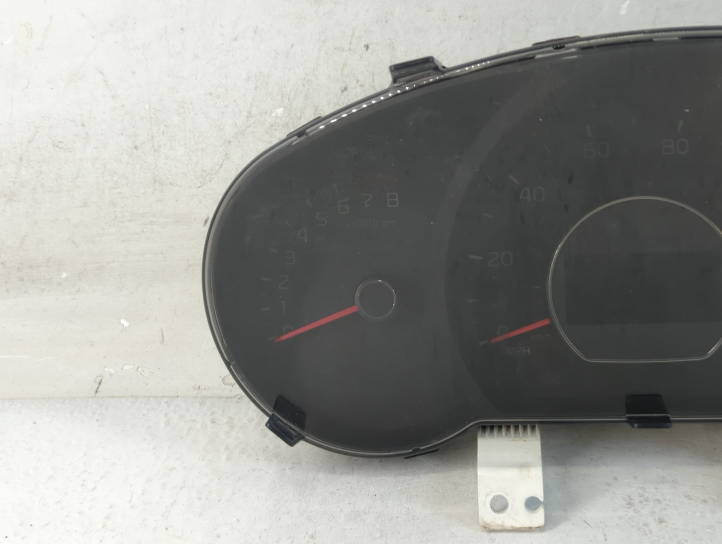 2014-2015 Kia Soul Instrument Cluster Speedometer Gauges P/N:94006-B2510 Fits Fits 2014 2015 OEM Used Auto Parts - Oemusedau